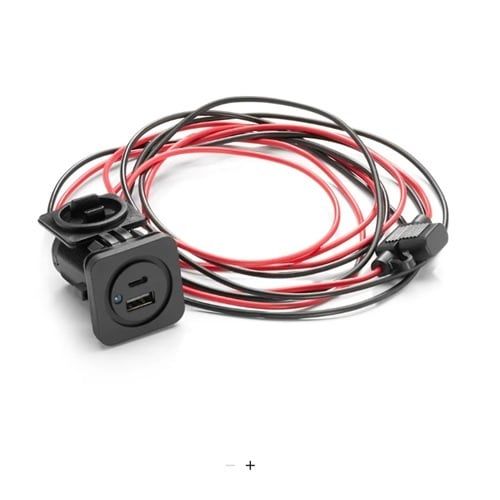 Đầu nối sạc USB-A & USB-C lắp âm trên bảng điều khiển JL Audio
