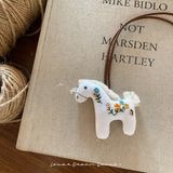 Dây treo trang trí - Ngựa vải