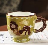 Ly cốc sứ - Cô bé