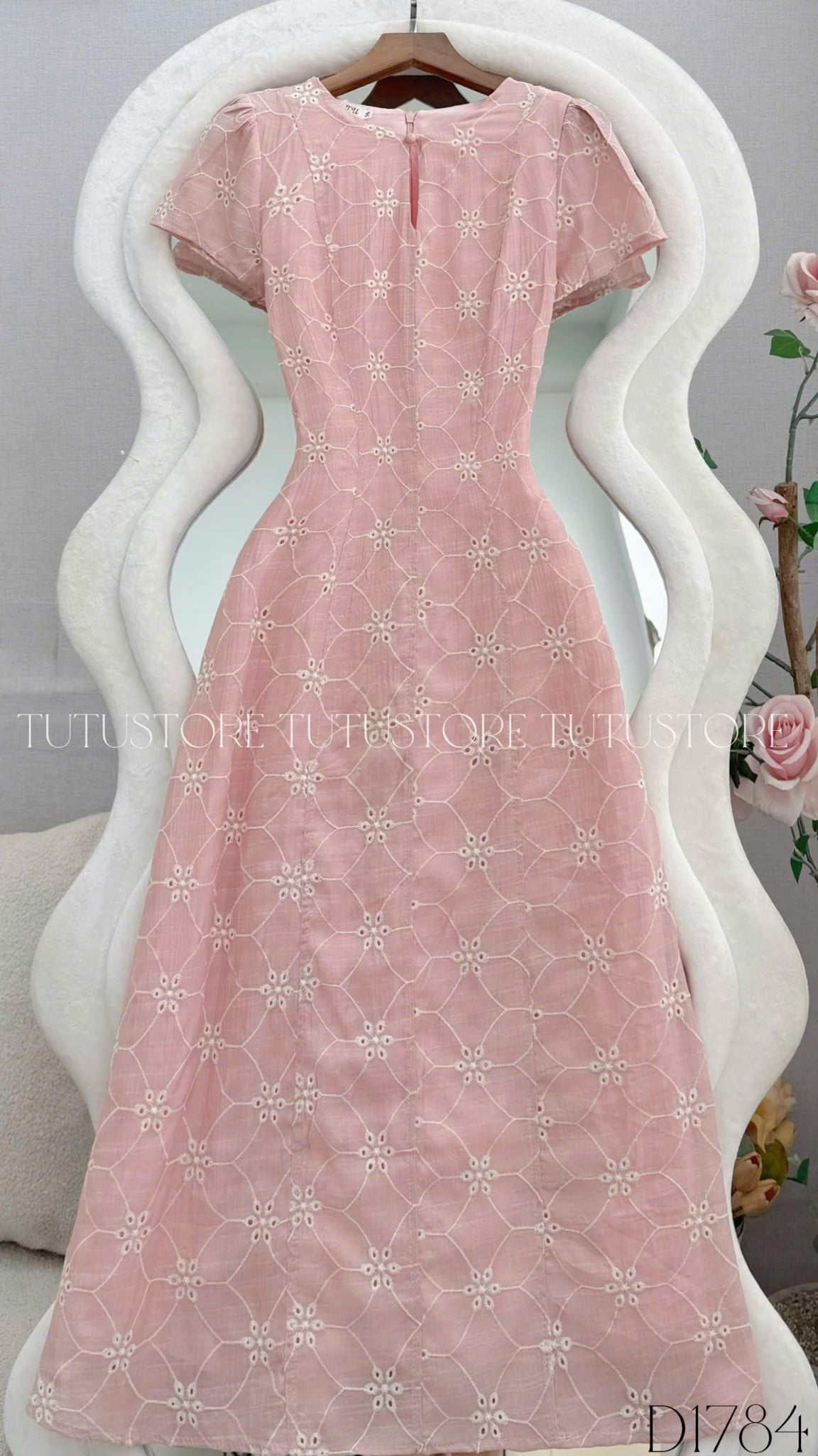 Đầm Thiết Kế Cổ Giọt Nước Dáng Dài Đi Chơi TuTu Store Mã D1784