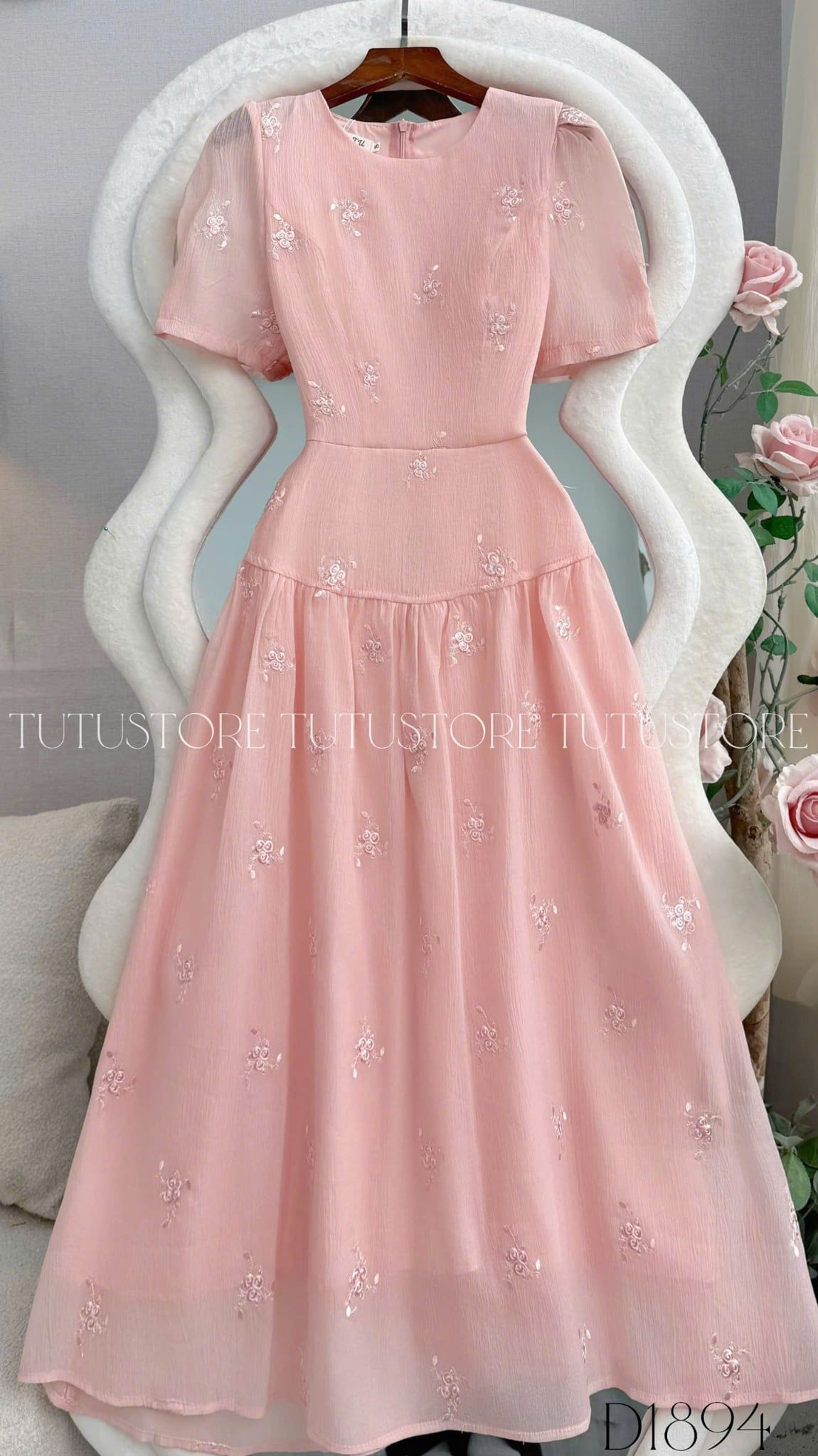 Đầm Thiết Kế Cổ Tròn Dáng Dài Chiết Eo Xinh Xắn Đầm Đi Tiệc TuTu Store Mã D1894