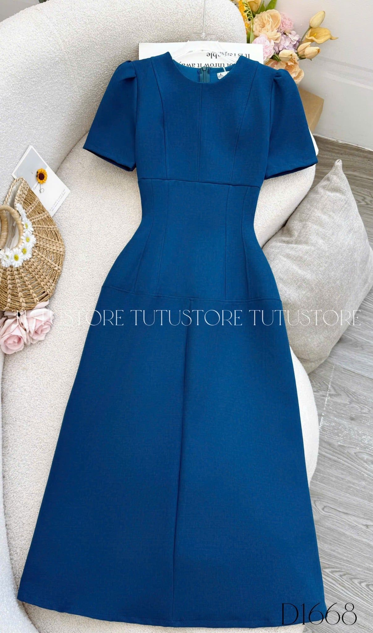 Đầm Thiết Kế Cổ Tròn Dáng Dài Đi Tiệc TuTu Store Mã D1668