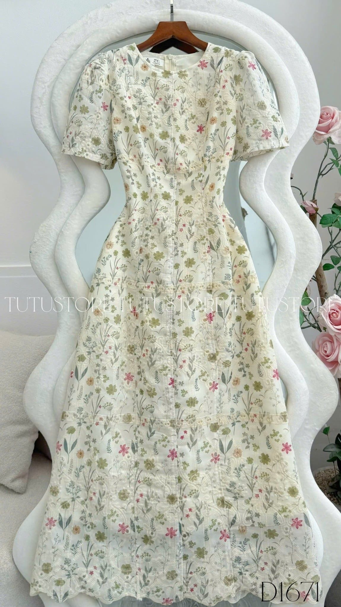 Đầm Thiết Kế Cổ Tròn Dáng Chữ A Hoa Nhí Đi Chơi TuTu Store Mã D1671