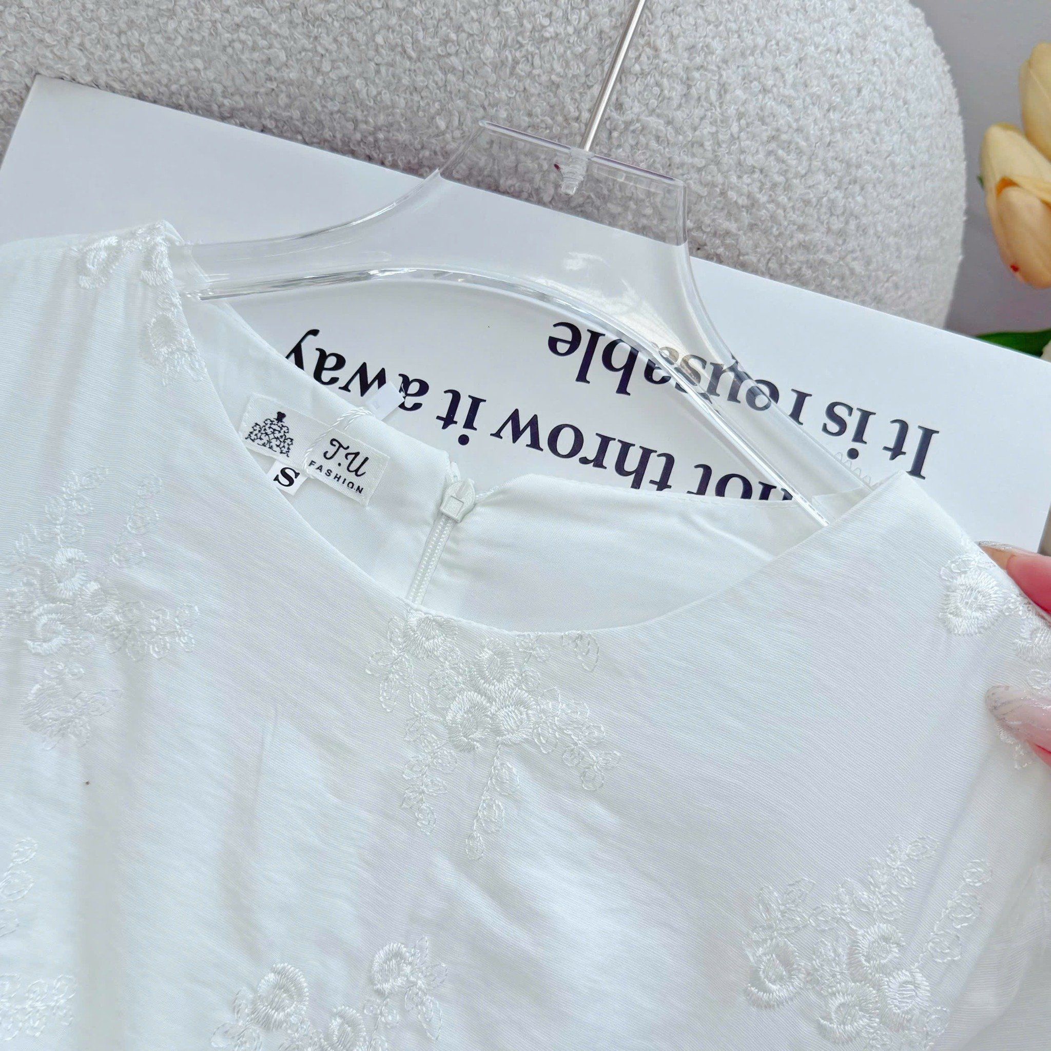 Đầm Tơ Linen Thêu Thiết Kế TuTu Store Phù Hợp Đi Tiệc Dành Cho Nữ - Mã D1459