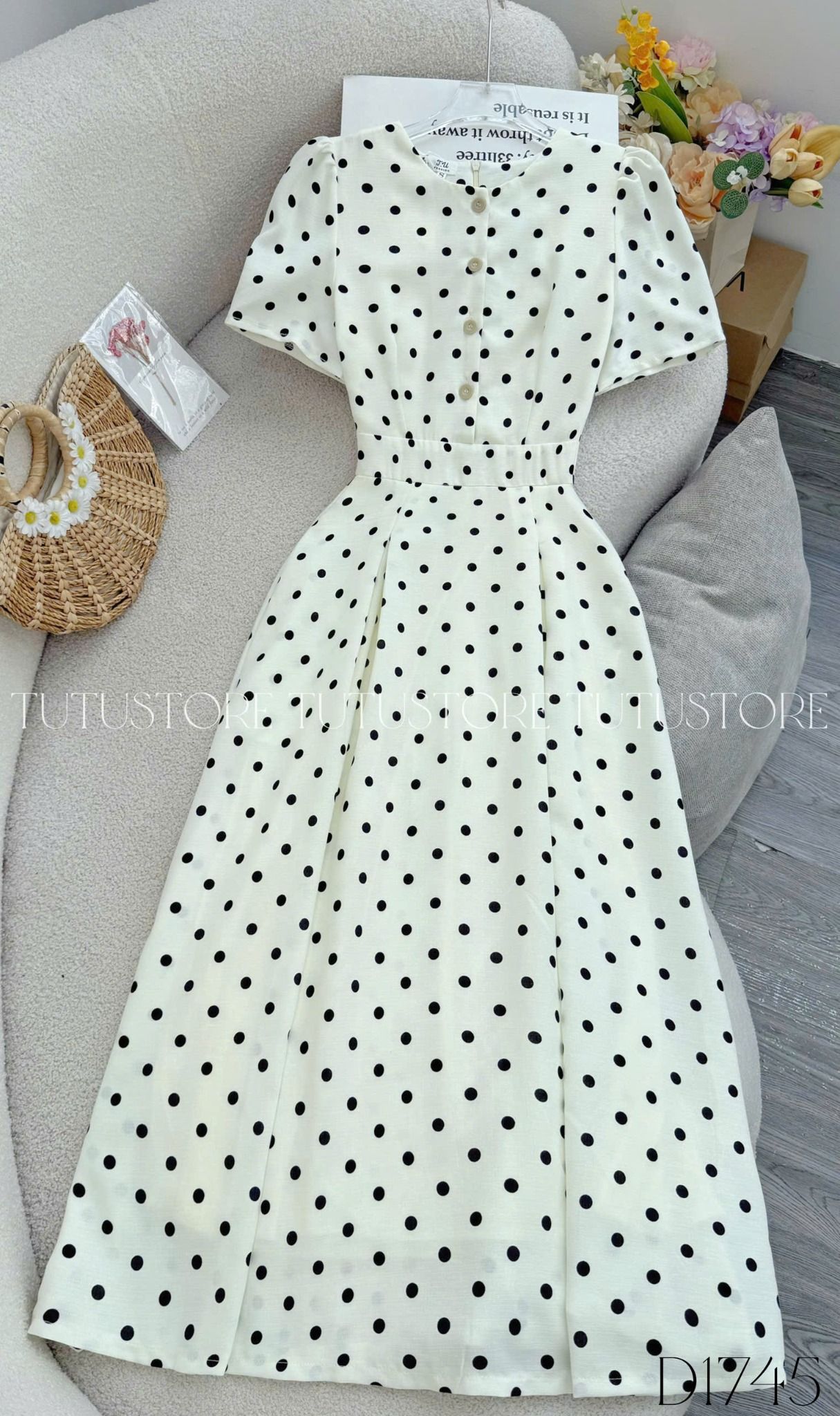 Đầm Thiết Kế Cổ Tròn Dáng Xòe Xếp Ly Đi Chơi TuTu Store Mã D1745