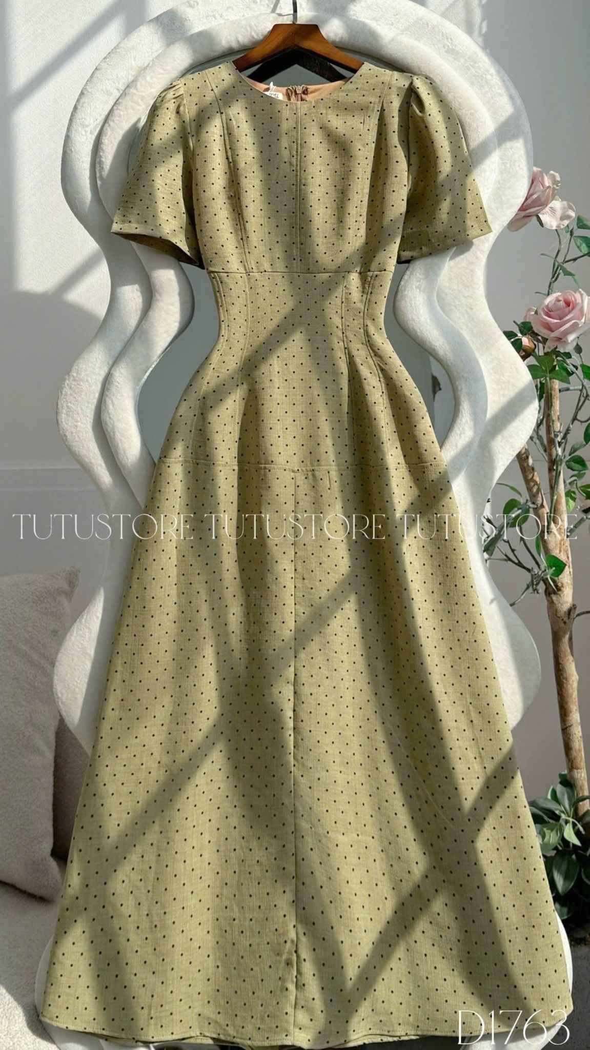 Đầm Thiết Kế Cổ Tròn Dáng A Chấm Bi Đi Chơi TuTu Store Mã D1763
