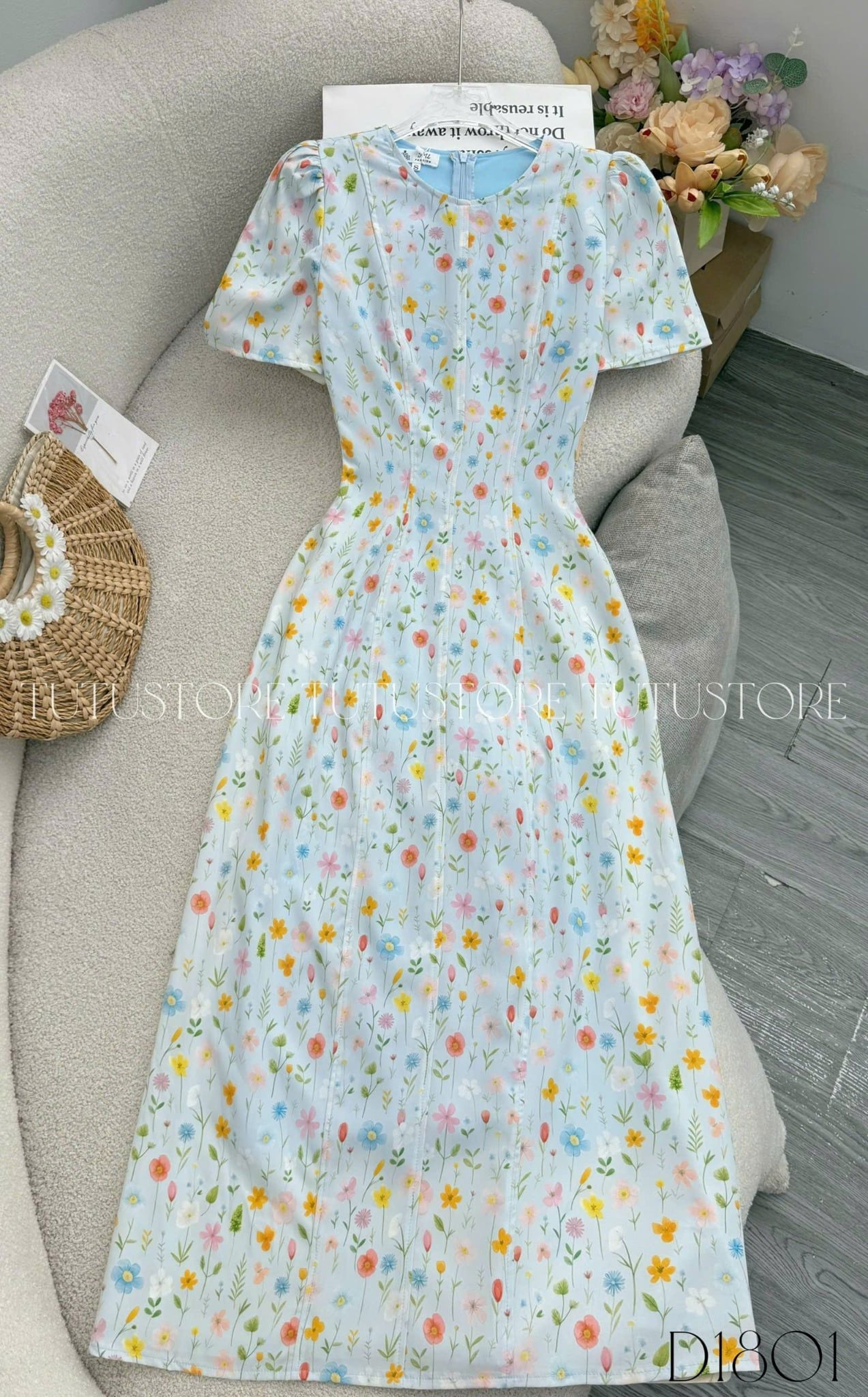 Đầm Hoa Thiết Kế Cổ Tròn Dáng Chữ A Dài Đi Chơi TuTu Store Mã D1801