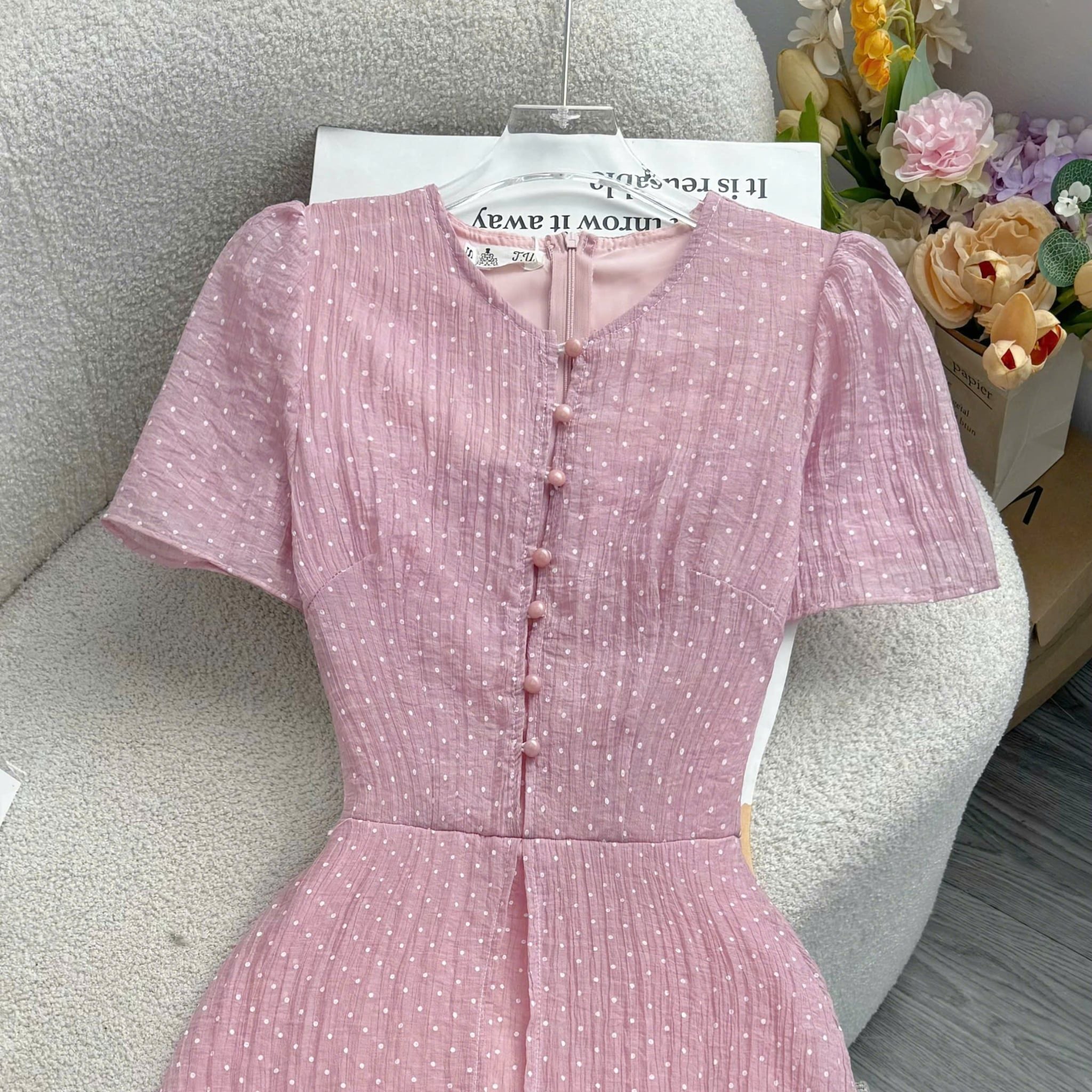 Đầm Thiết Kế Nút Trước Chấm Bi Dáng Dài Đi Chơi TuTu Store Mã D1793