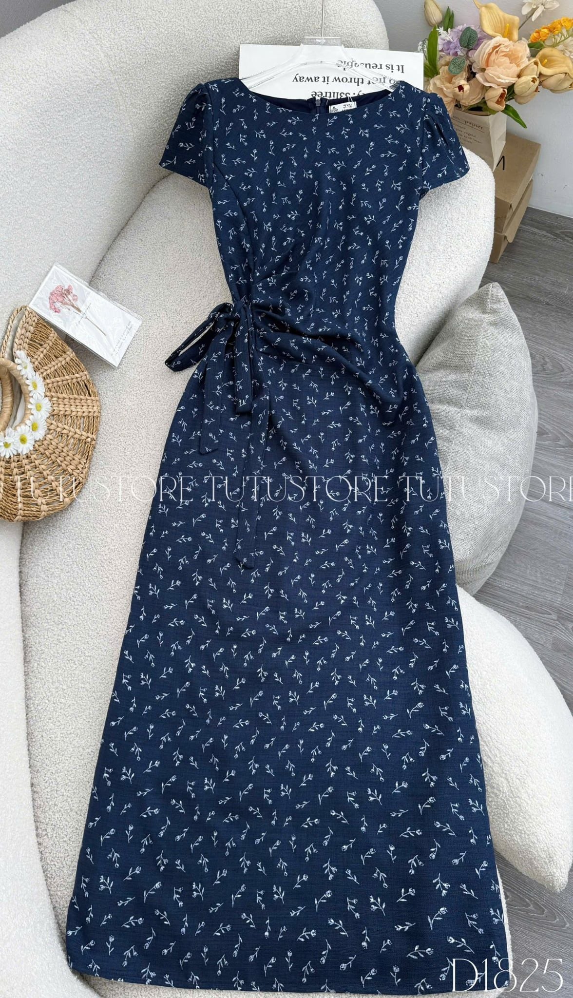 Đầm Thiết Kế Cổ Thuyền Buộc Eo Hoa Nhí Đi Chơi TuTu Store Mã D1825