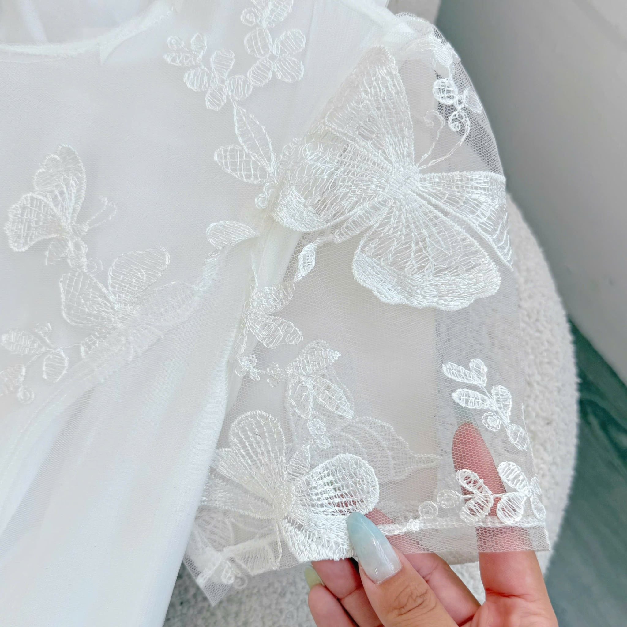 Đầm Thiết Kế Ren Thêu Cổ Tròn Dáng Xòe Đi Chơi TuTu Store Mã D1824