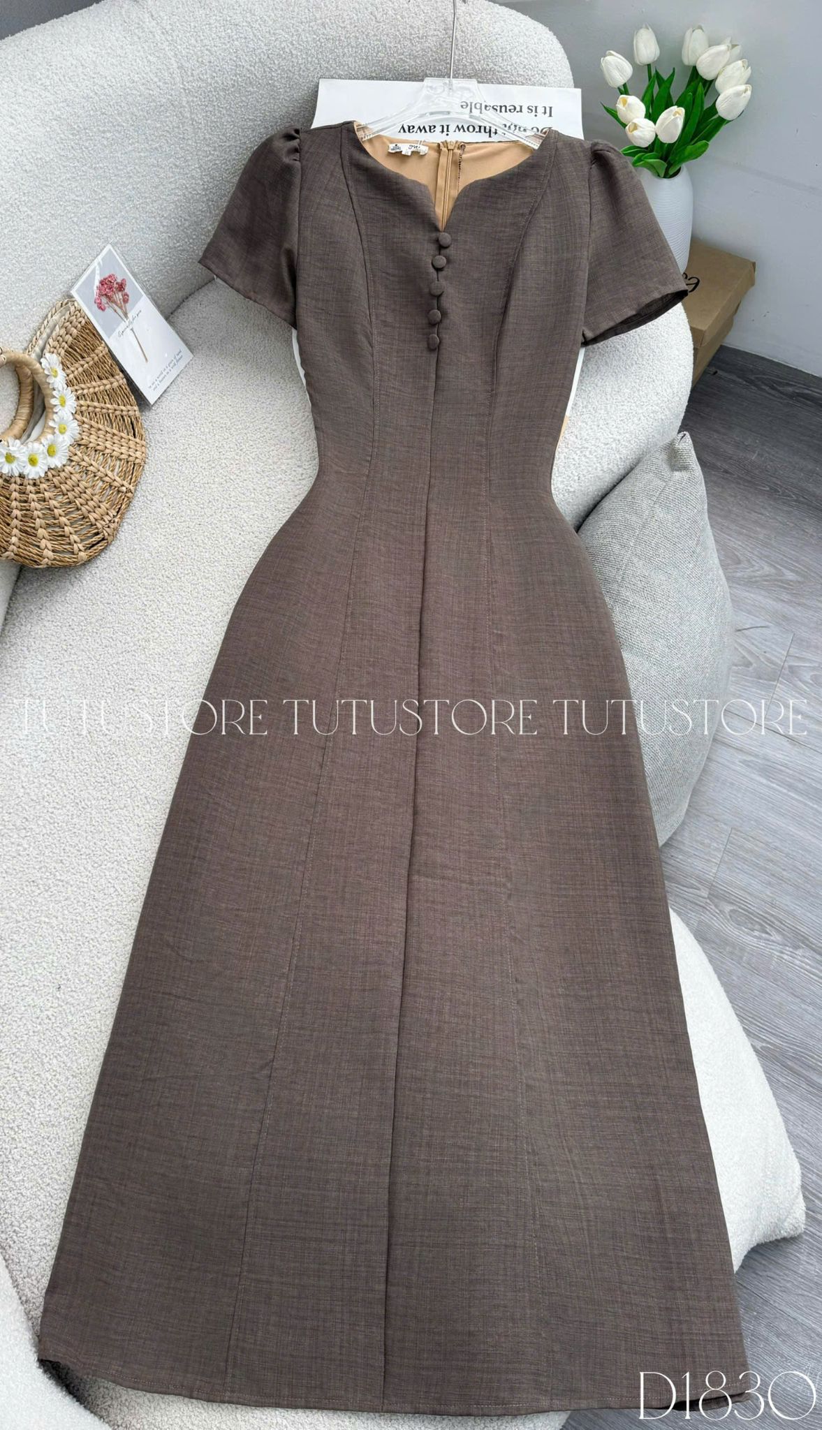 Đầm Thiết Kế Cổ V Dáng Xòe Công Sở TuTu Store Mã D1830