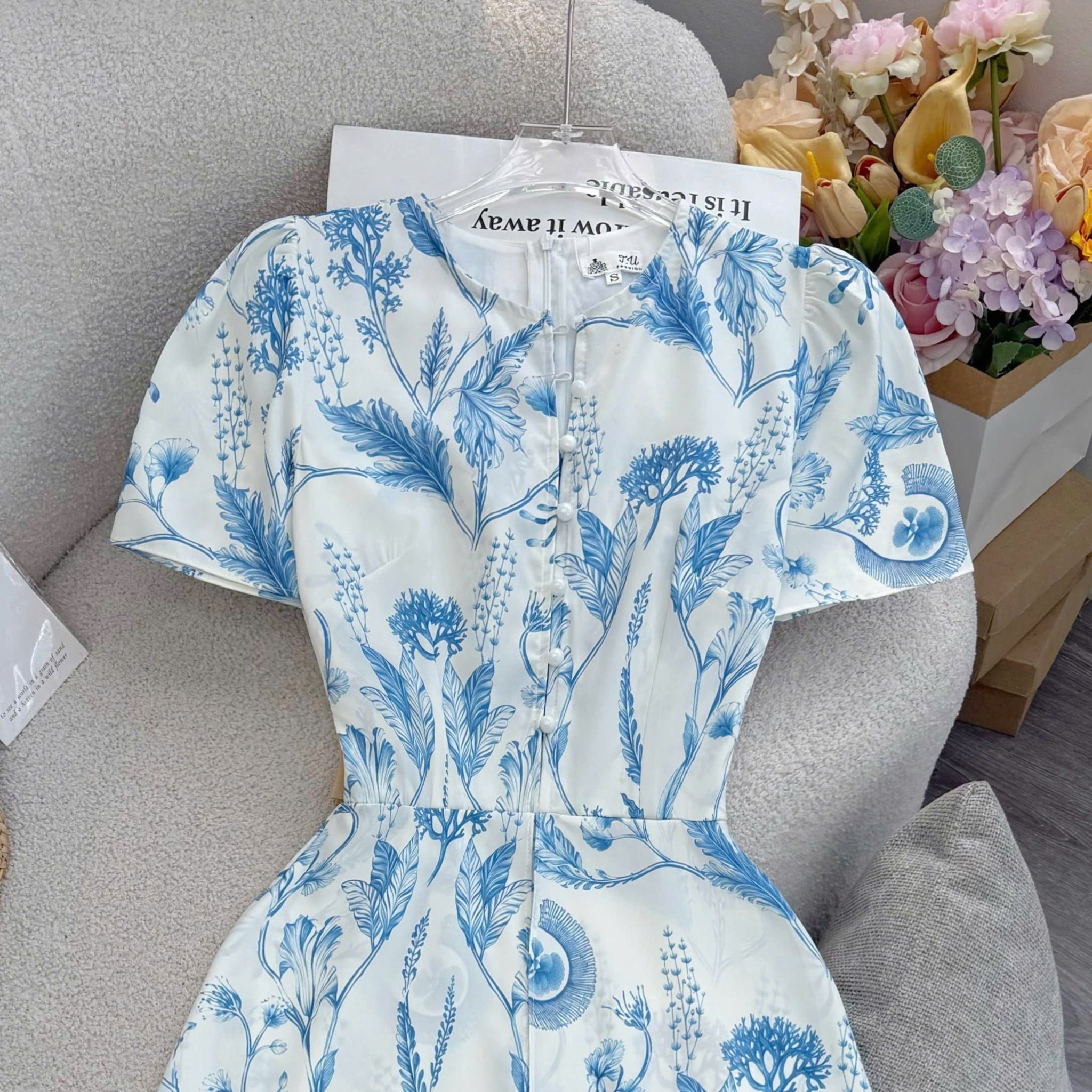 Đầm Hoa Thiết Kế Nút Trước Dáng Xòe Đi Chơi TuTu Store Mã D1833