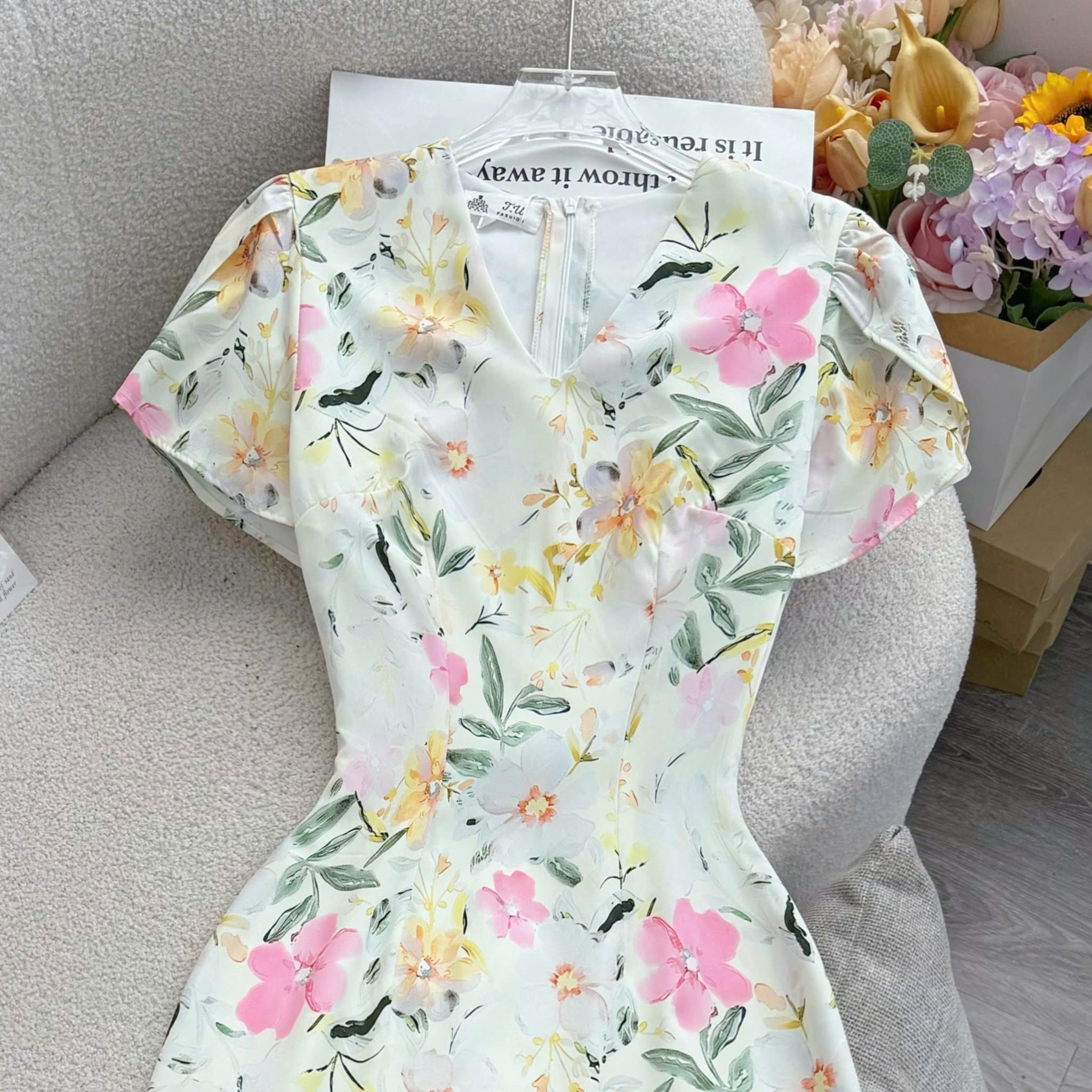Đầm Hoa Thiết Kế Cổ Tim Dáng Chữ A Dài Đầm Đi Tiệc TuTu Store Mã D1859