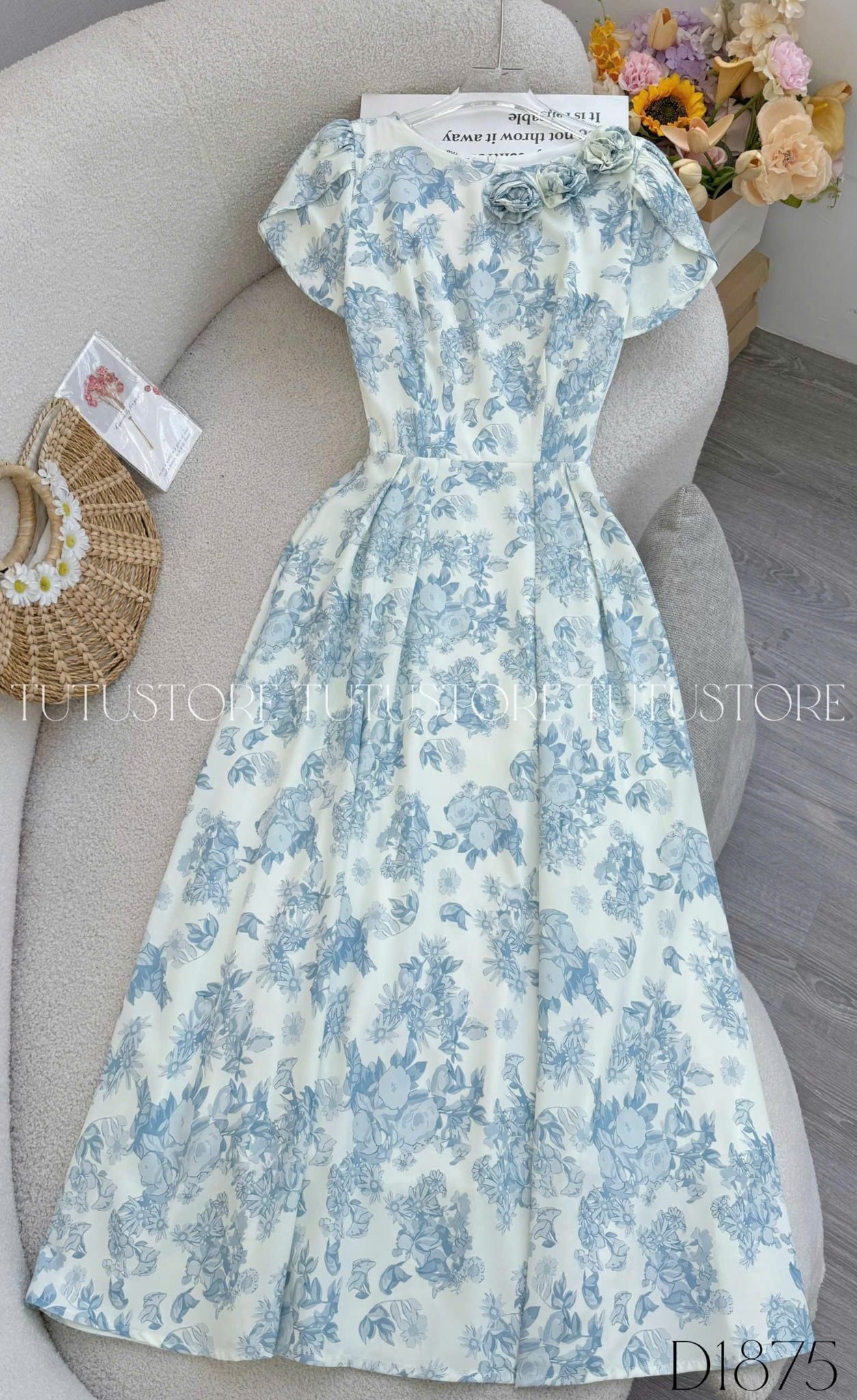 Đầm Thiết Kế Cổ Tròn Đính Hoa Dáng Dài Đầm Đi Tiệc TuTu Store Mã D1875