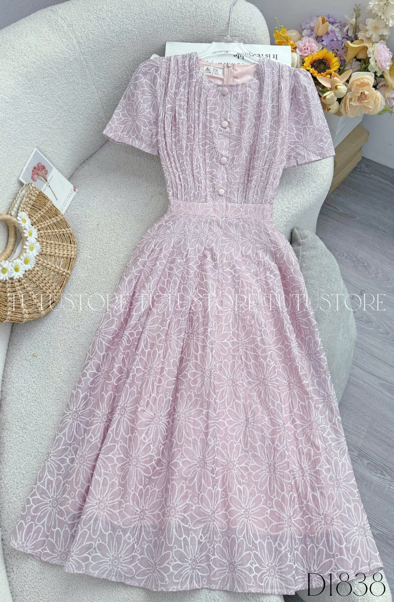 Đầm Thiết Kế Cổ Tròn Dáng Xòe Nhẹ Nhàng Đi Chơi TuTu Store Mã D1838
