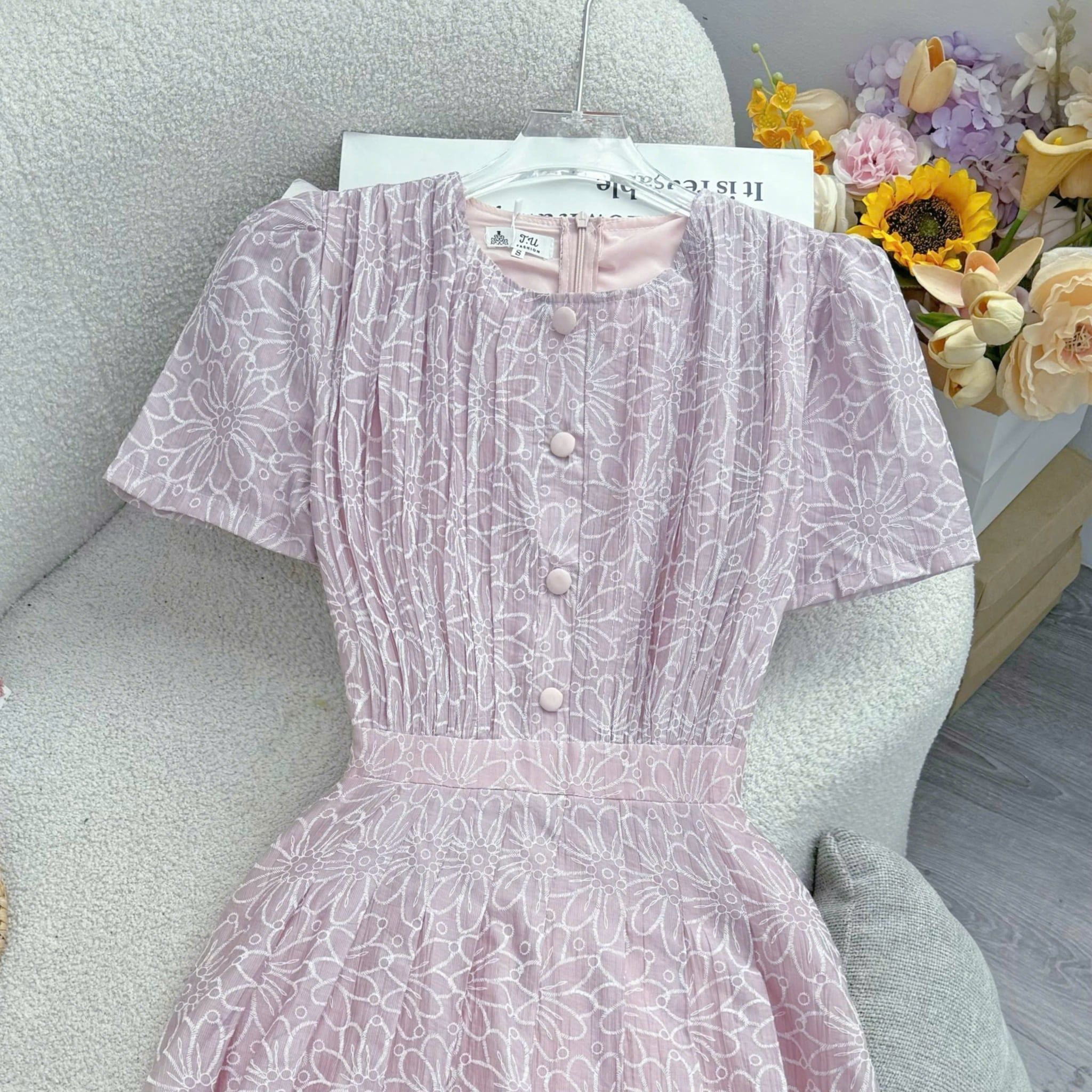 Đầm Thiết Kế Cổ Tròn Dáng Xòe Nhẹ Nhàng Đi Chơi TuTu Store Mã D1838