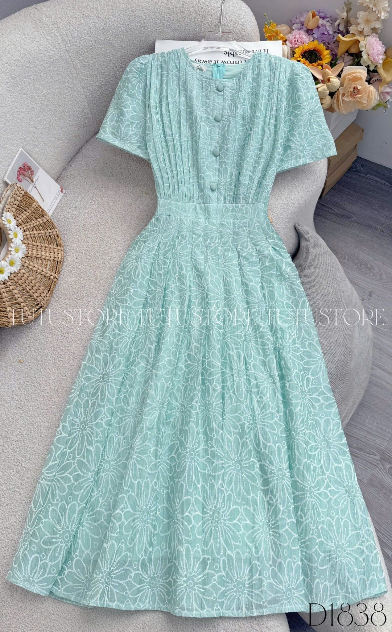 Đầm Thiết Kế Cổ Tròn Dáng Xòe Nhẹ Nhàng Đi Chơi TuTu Store Mã D1838