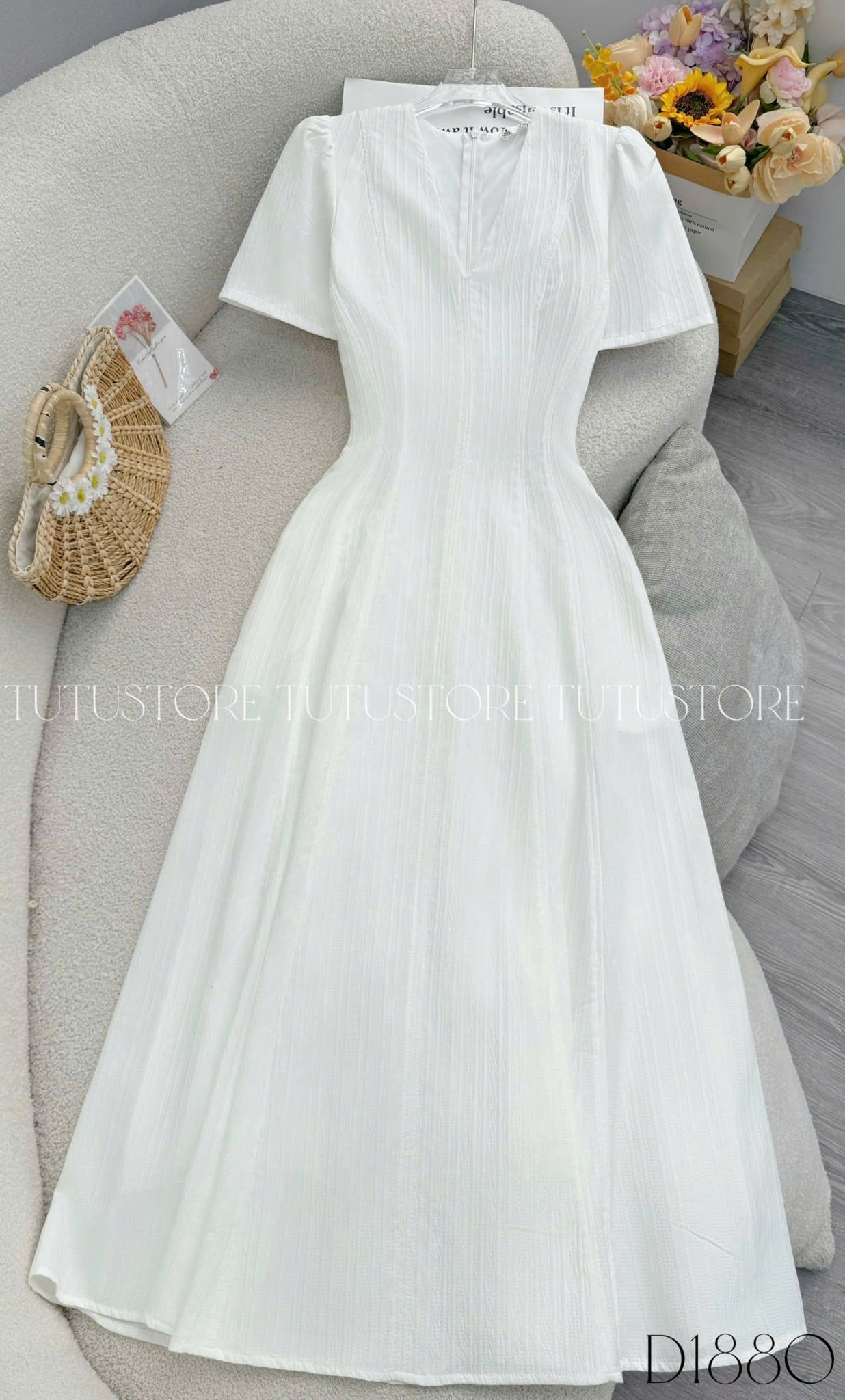 Đầm Thiết Kế Cổ V Dáng Xòe Dài Đầm Đi Tiệc TuTu Store Mã D1880