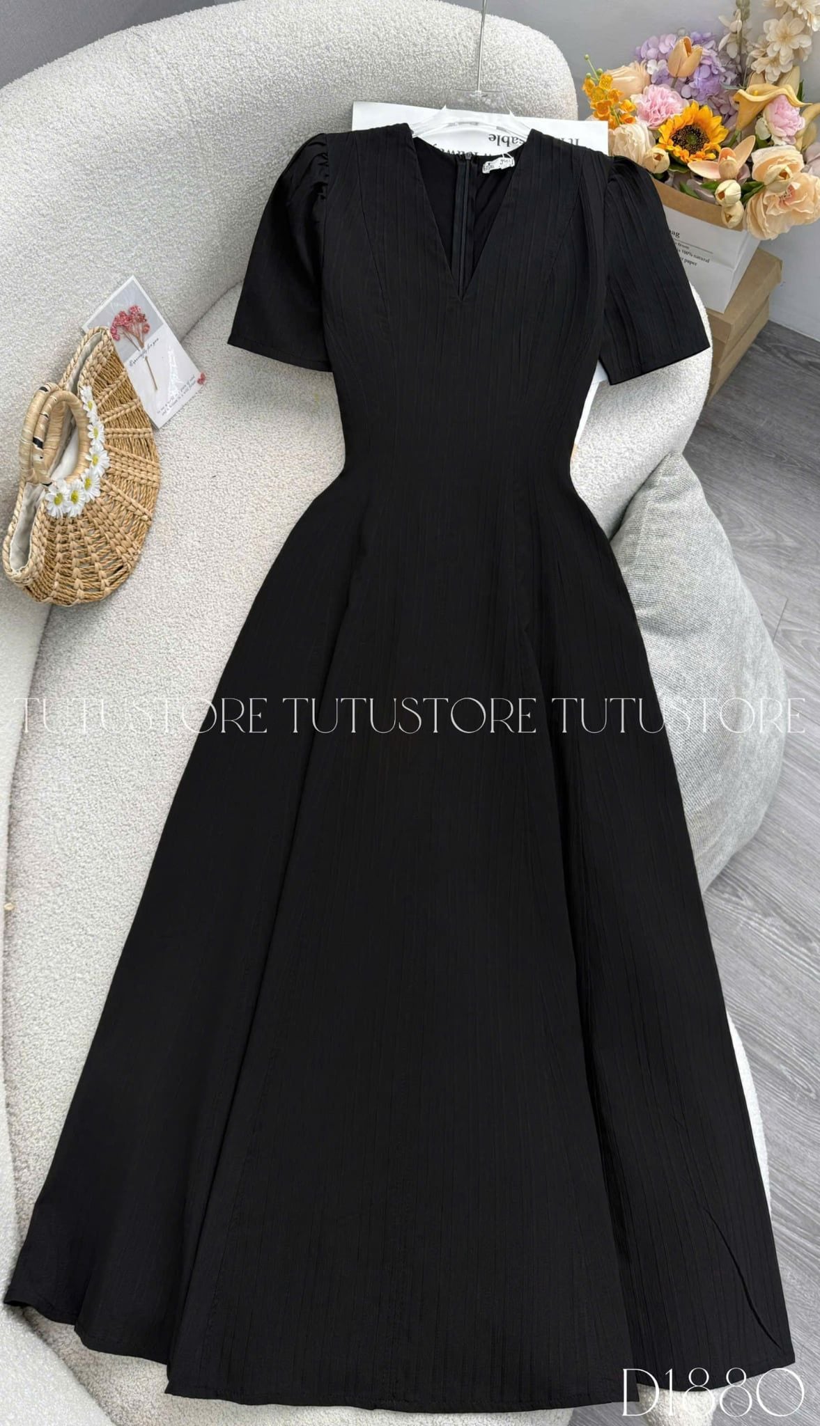 Đầm Thiết Kế Cổ V Dáng Xòe Dài Đầm Đi Tiệc TuTu Store Mã D1880