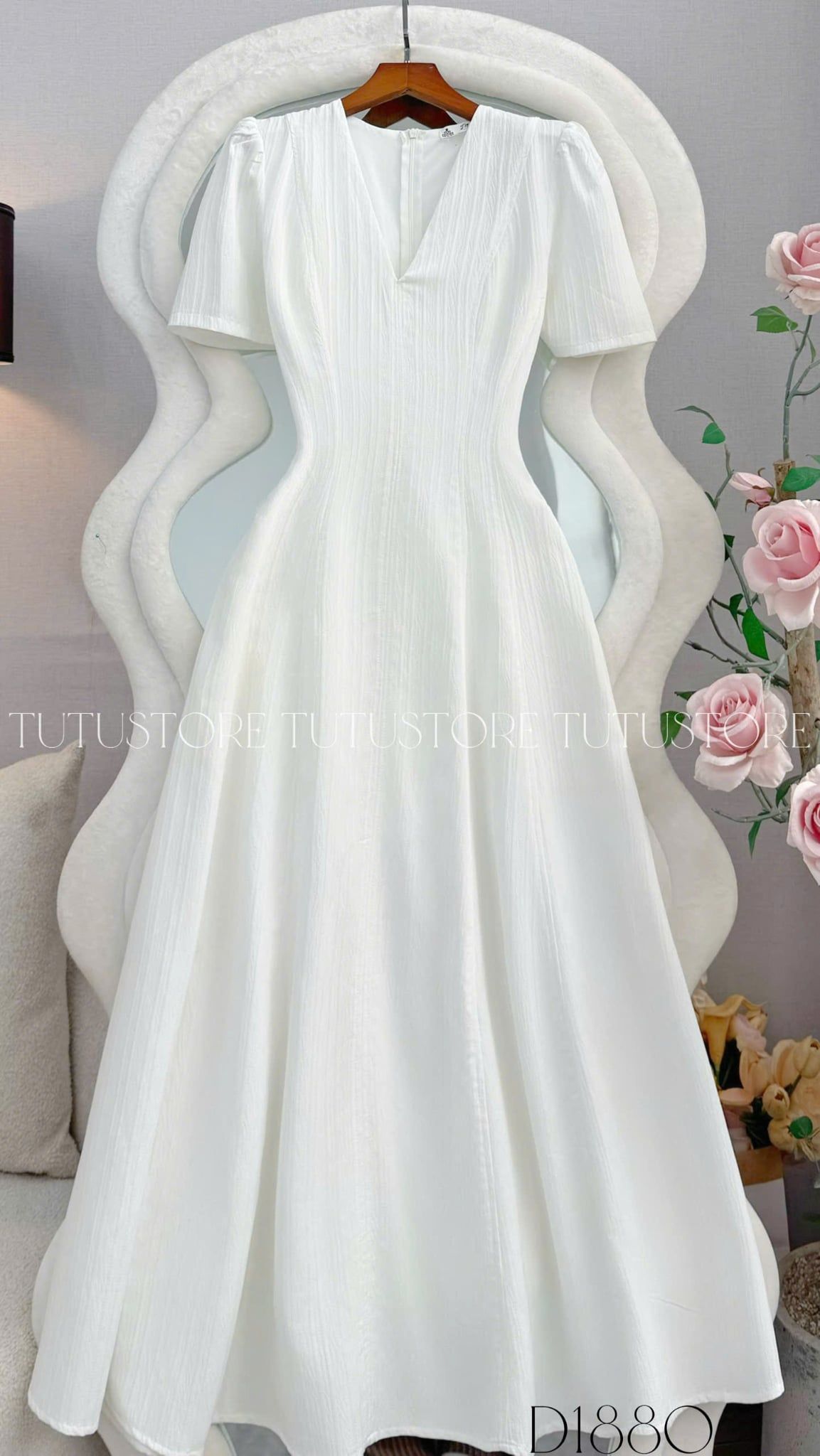 Đầm Thiết Kế Cổ V Dáng Xòe Dài Đầm Đi Tiệc TuTu Store Mã D1880