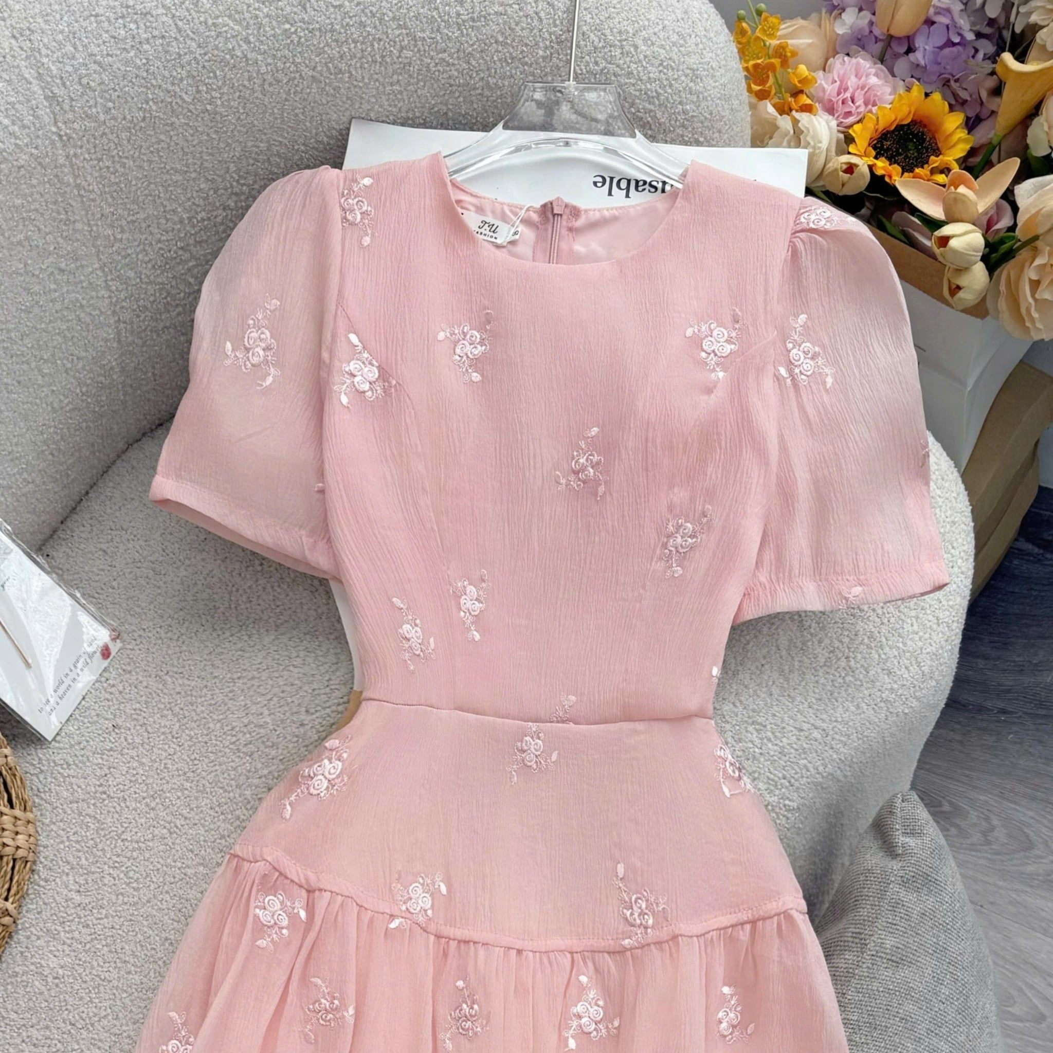 Đầm Thiết Kế Cổ Tròn Dáng Dài Chiết Eo Xinh Xắn Đầm Đi Tiệc TuTu Store Mã D1894