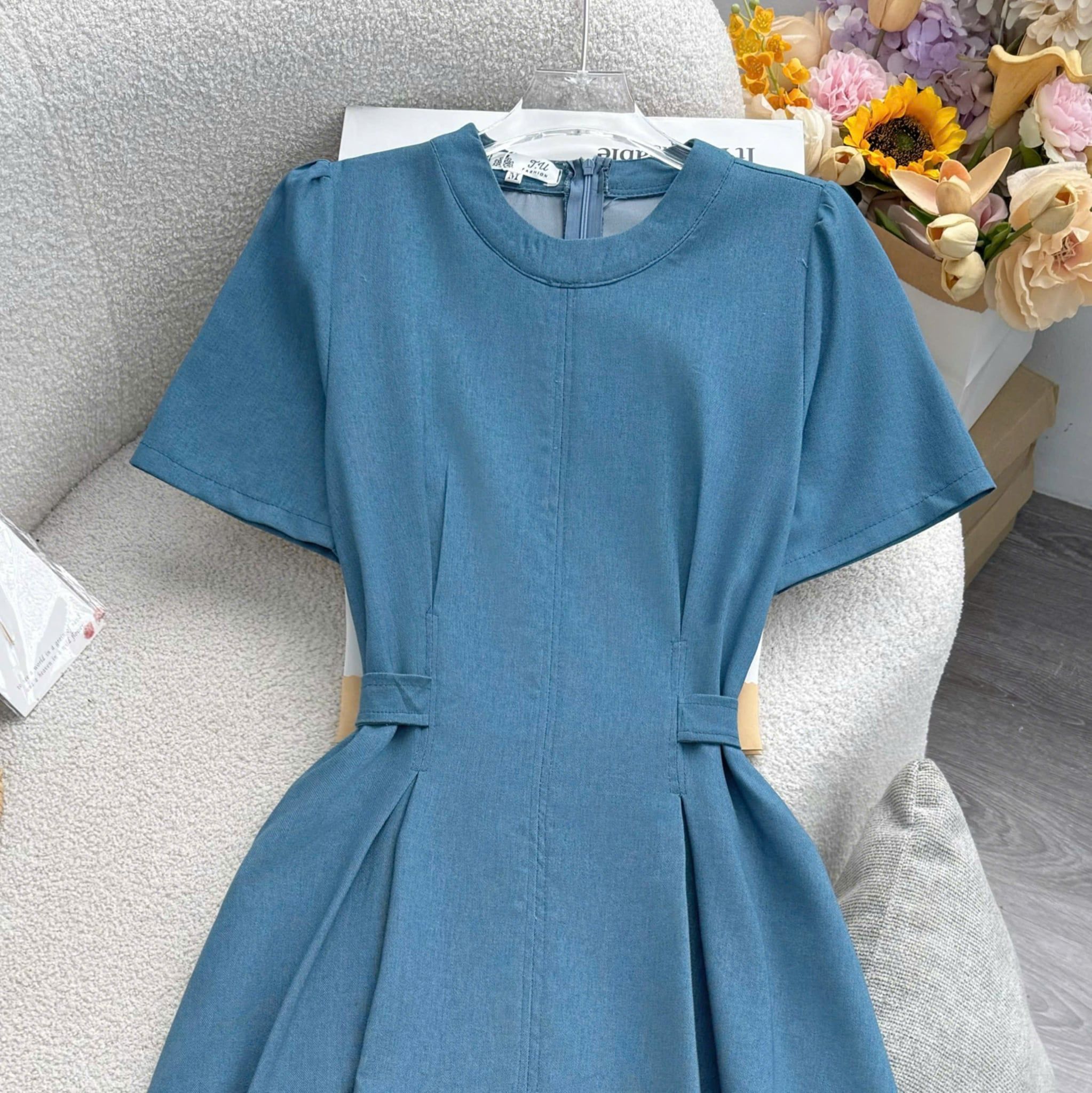 Đầm Thiết Kế Cổ Tròn Dán Xòe Có Dây Buộc Eo Đầm Đi Tiệc TuTu Store Mã D1896