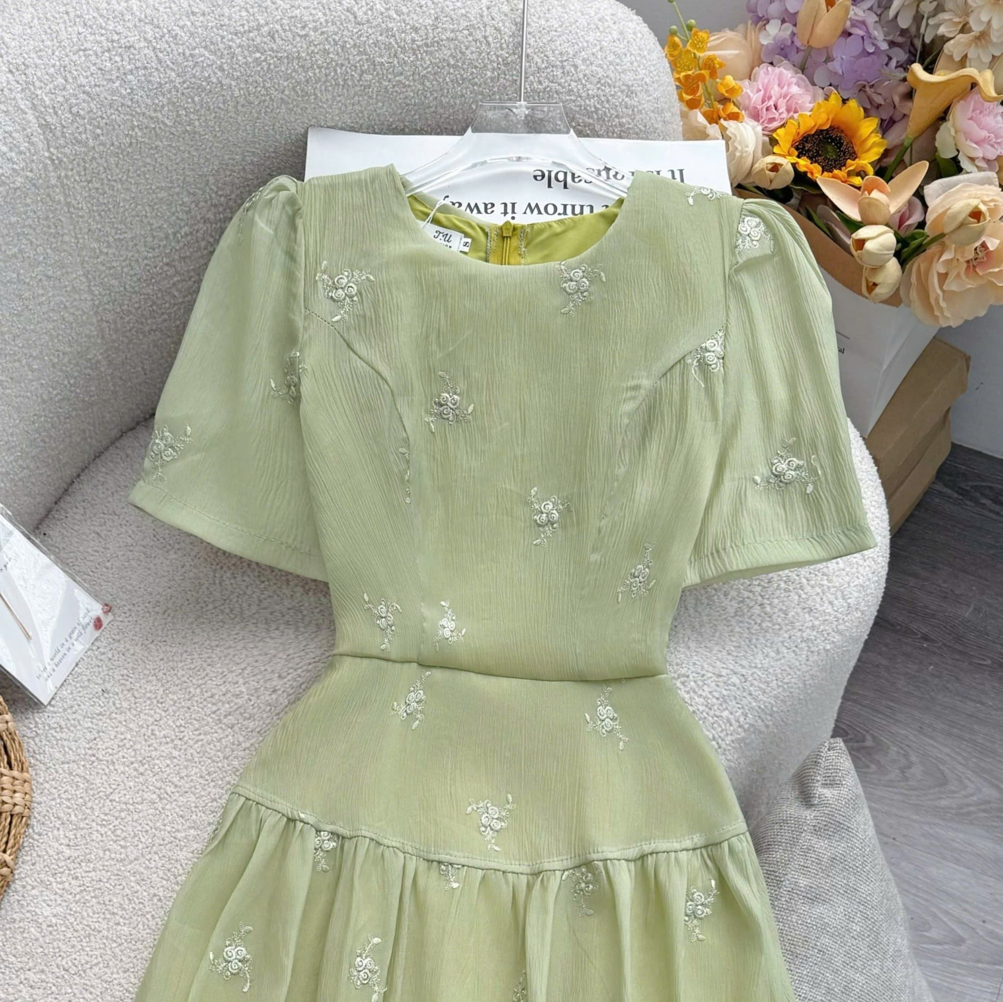 Đầm Thiết Kế Cổ Tròn Dáng Dài Chiết Eo Xinh Xắn Đầm Đi Tiệc TuTu Store Mã D1894