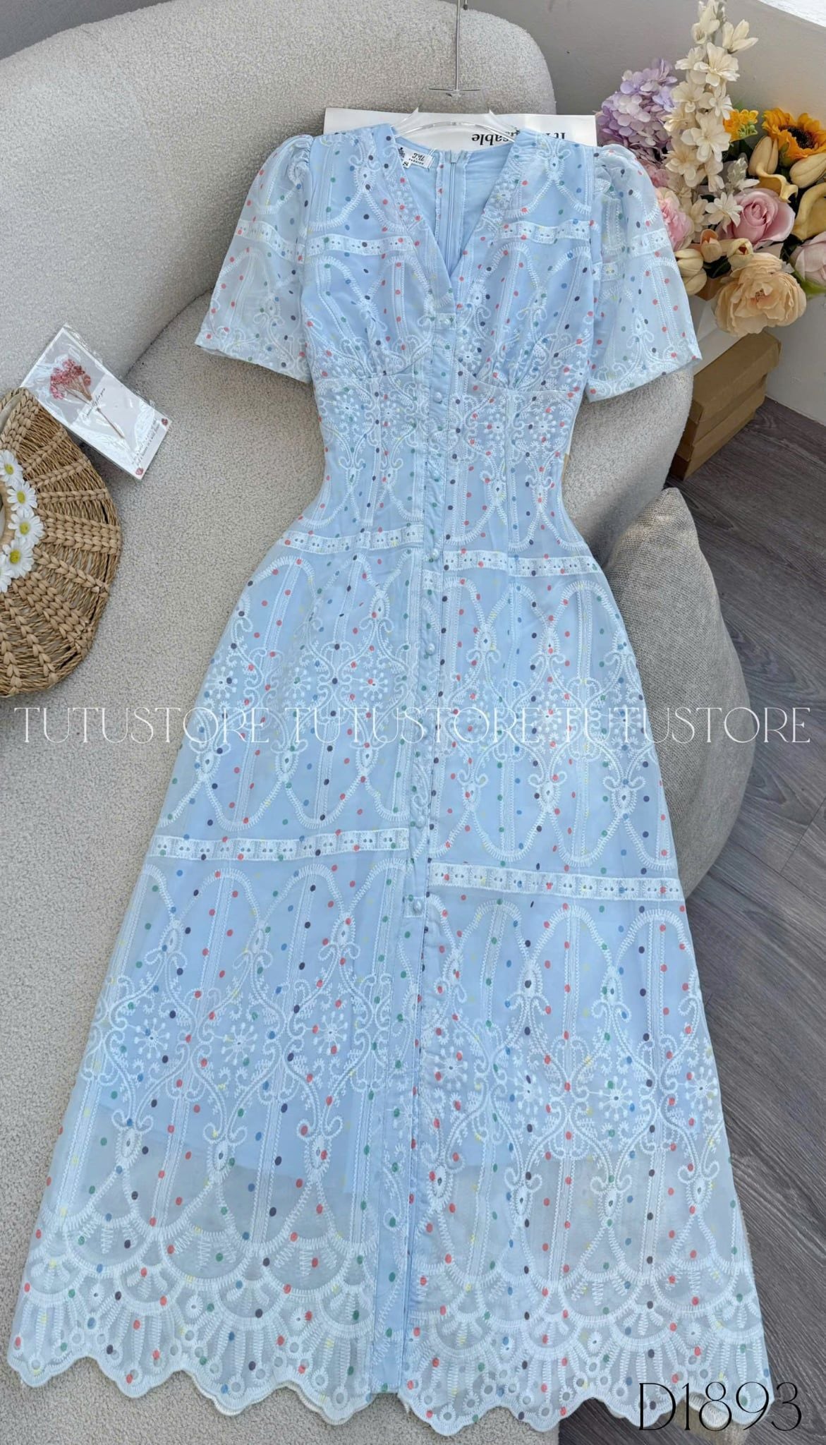 Đầm Thiết Kế Cổ Tim Dáng Dài Phối Chân Ren Đầm Đi Tiệc TuTu Store Mã D1893