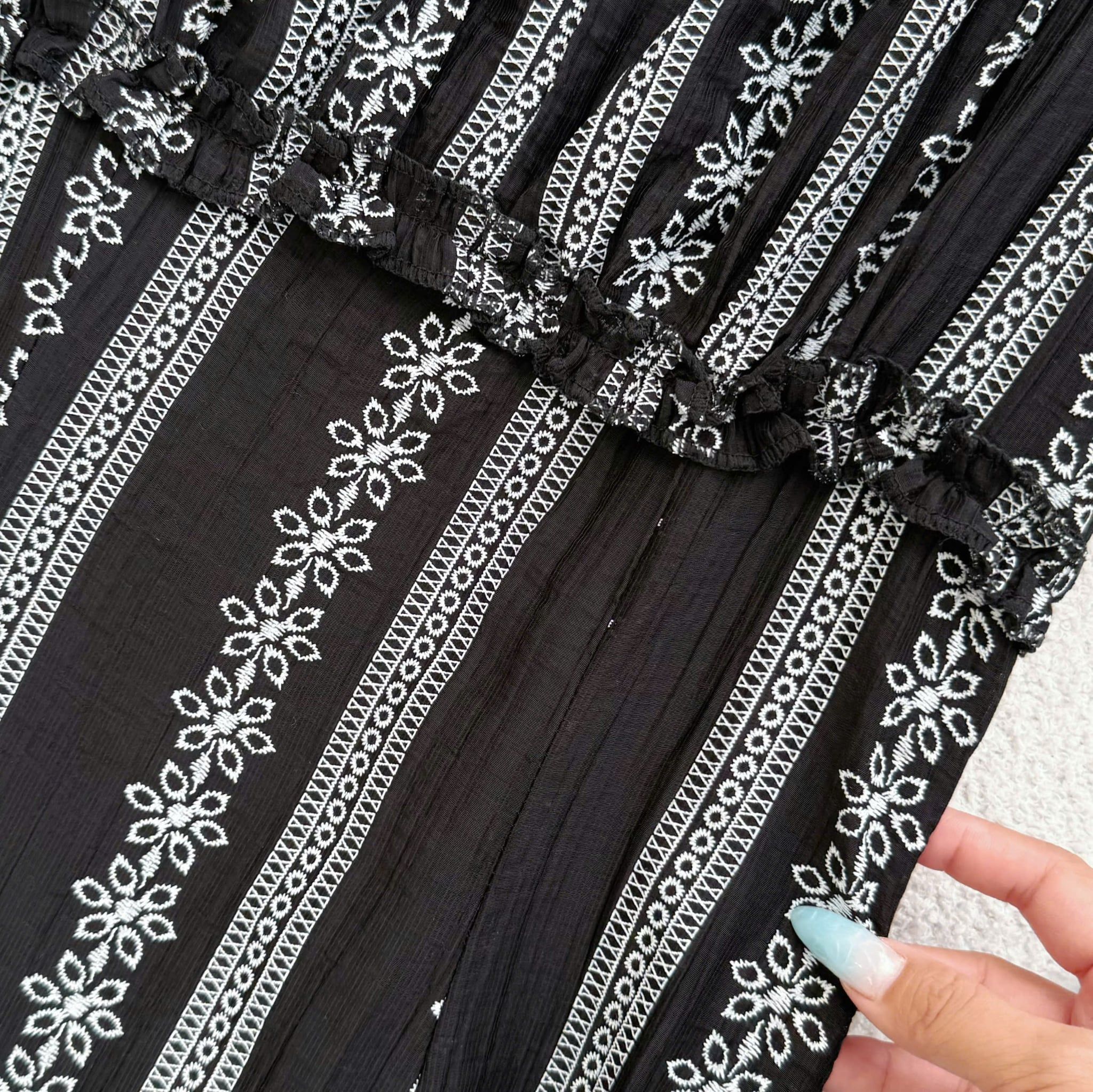 Đầm Thiết Kế Cổ Vuông Dáng Xòe Dài Đầm Đi Tiệc TuTu Store Mã D1881