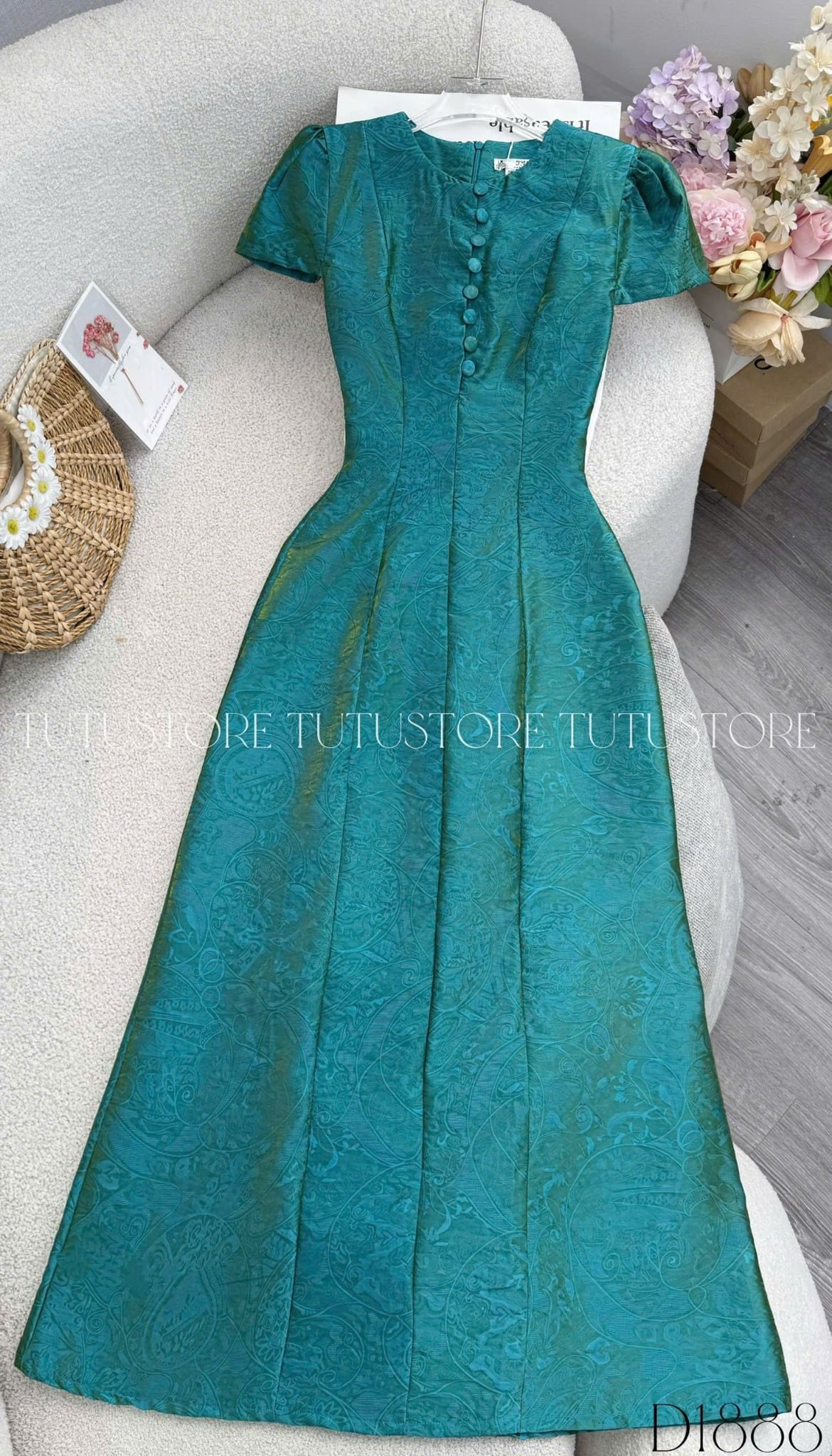 Đầm Thiết Kế Cổ Tròn Đính Nút Dáng Dài Đầm Đi Tiệc TuTu Store Mã D1888