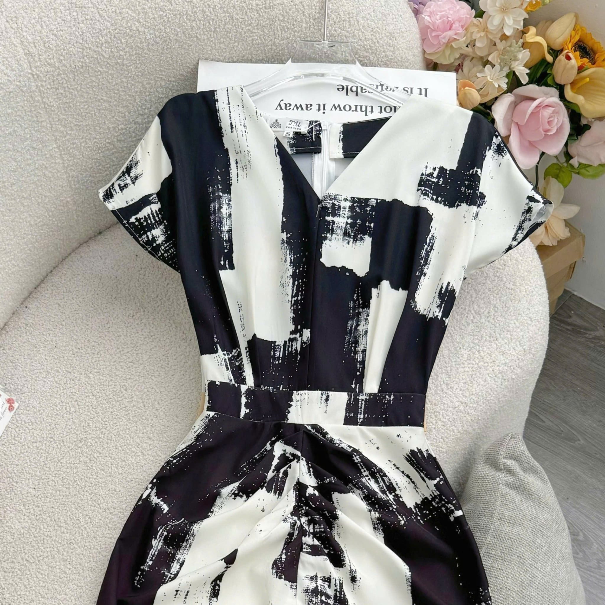 Đầm Thiết Kế Cổ V Tay Hến Dáng Dài Xẻ Tà Đầm Đi Tiệc TuTu Store Mã D1912
