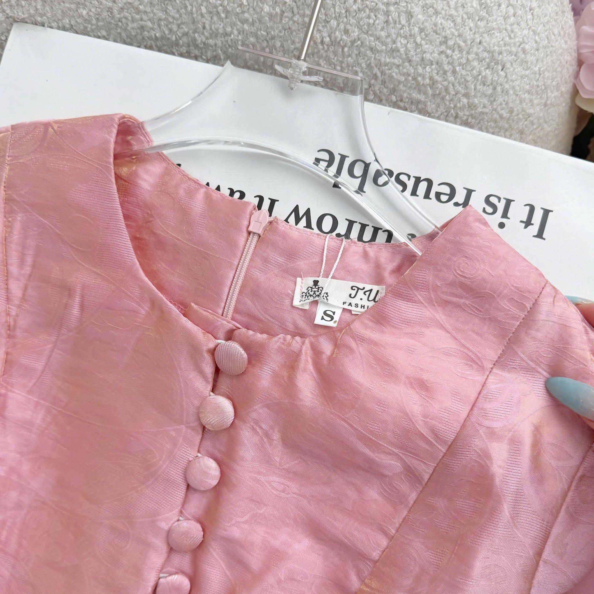 Đầm Thiết Kế Cổ Tròn Đính Nút Dáng Dài Đầm Đi Tiệc TuTu Store Mã D1888