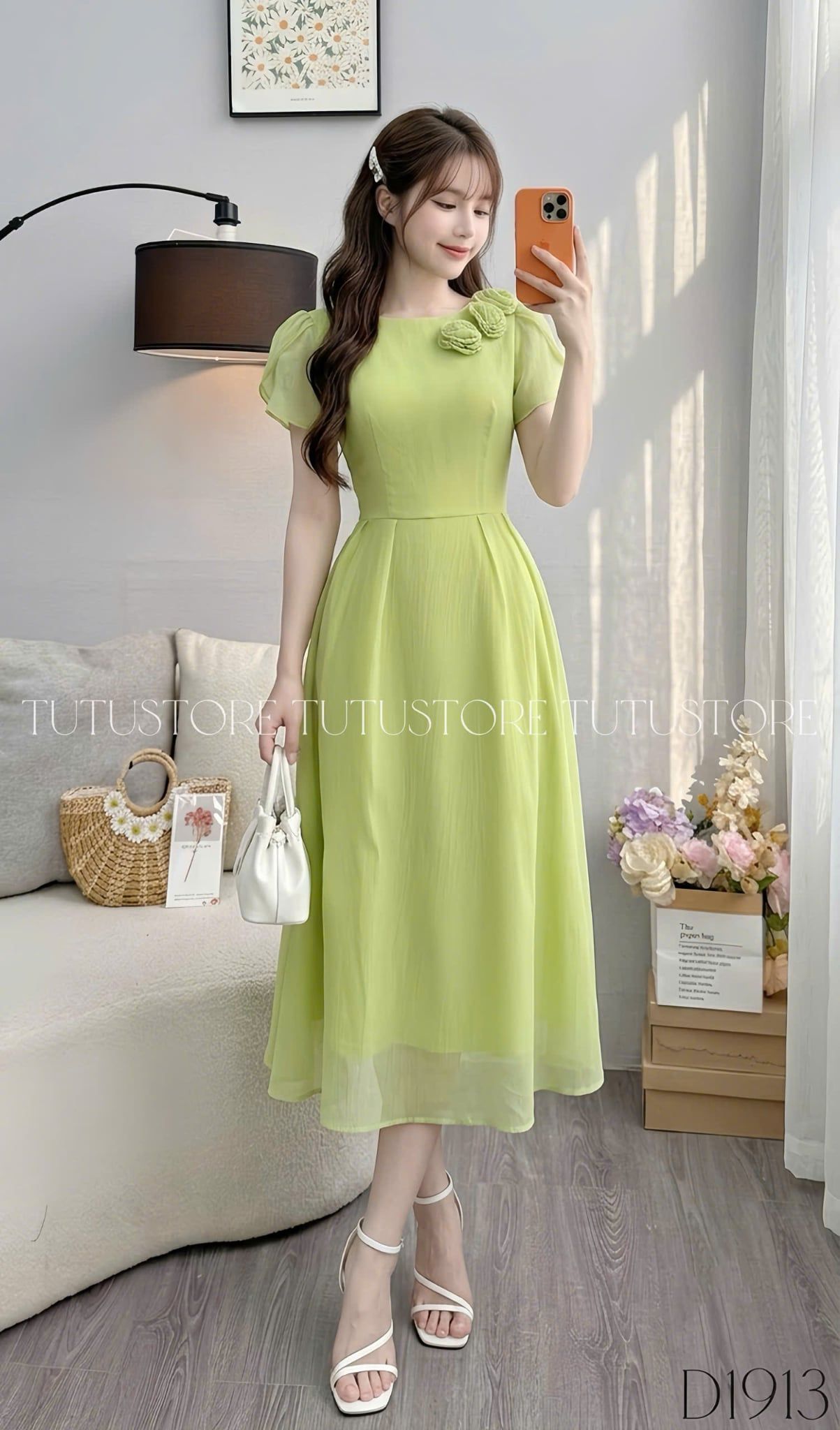 Đầm Thiết Kế Cổ Tròn Dính Hoa Dáng Dài Đi Tiệc TuTu Store Mã D1913