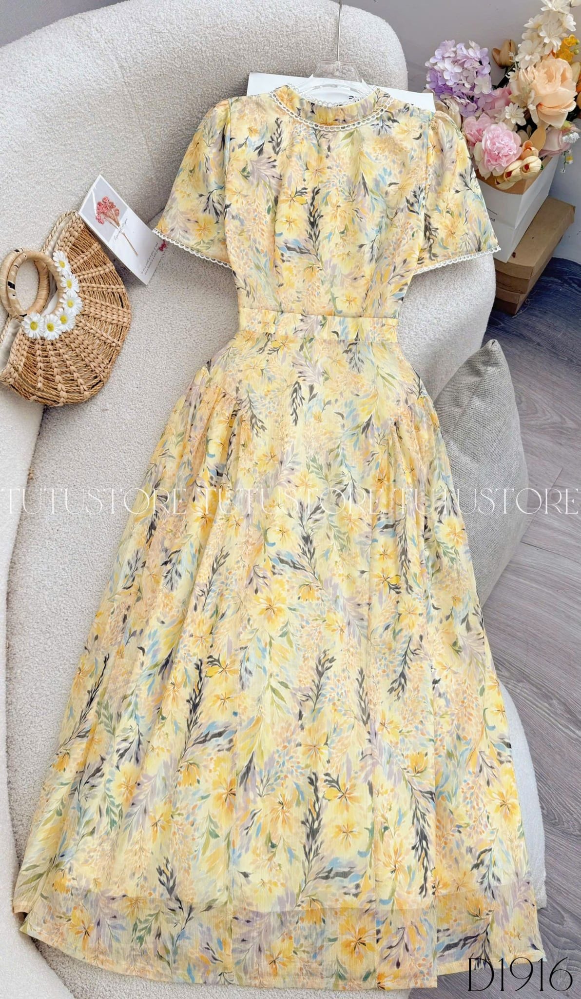 Đầm Thiết Kế Cổ Trụ Dáng Xòe Họa Tiết Hoa Đầm Đi Tiệc TuTu Store Mã D1916
