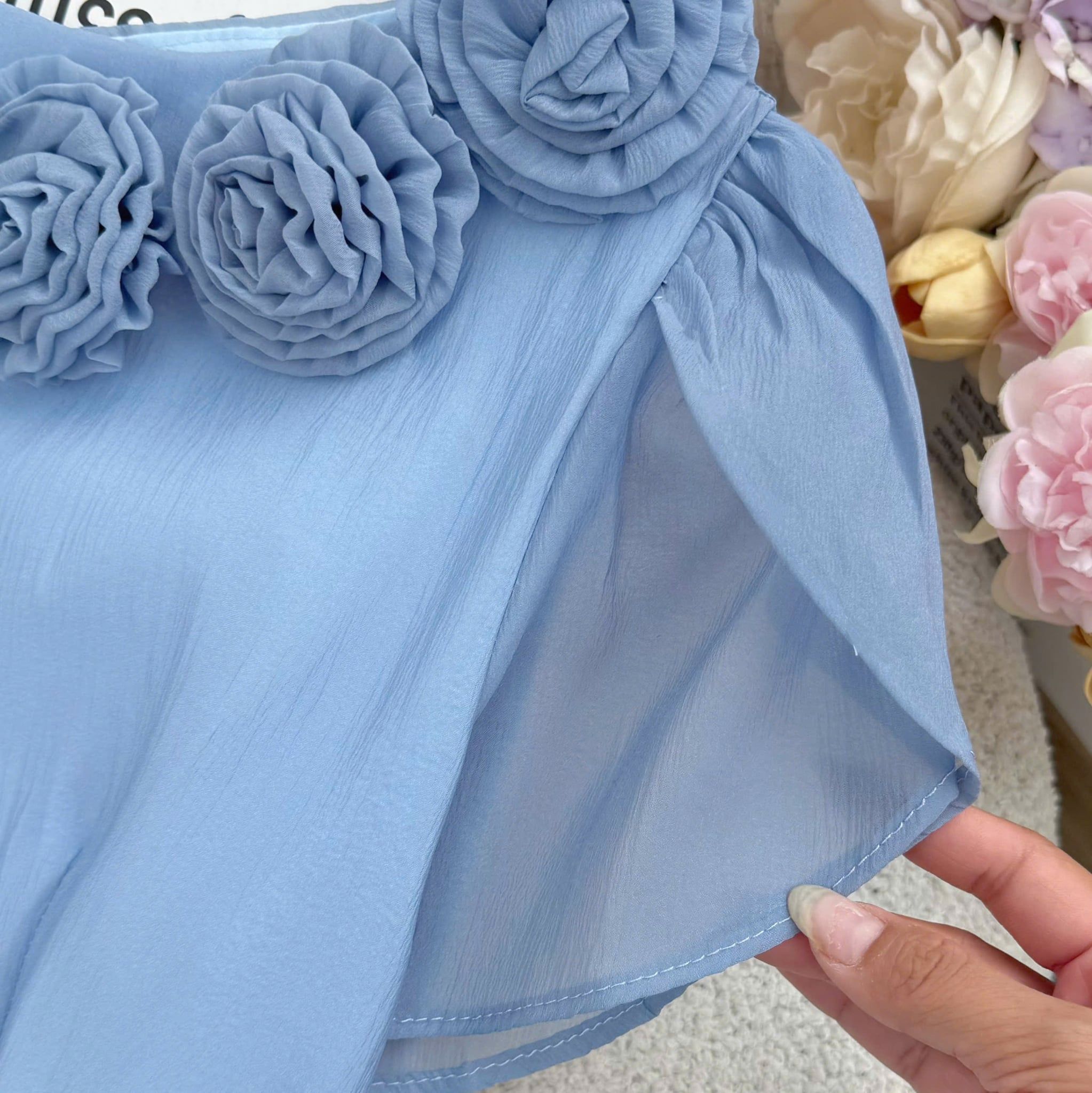 Đầm Thiết Kế Cổ Tròn Dính Hoa Dáng Dài Đi Tiệc TuTu Store Mã D1913