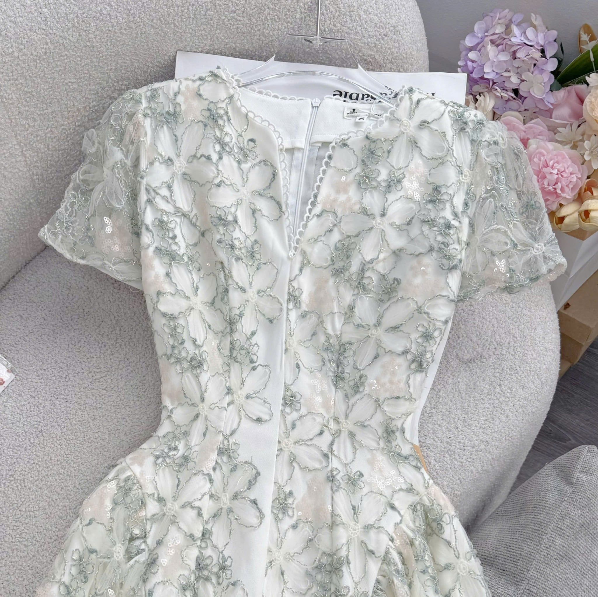 Đầm Thiết Kế Cổ Tim Dáng Xòe Form Ngắn Đầm Đi Tiệc TuTu Store Mã D1895