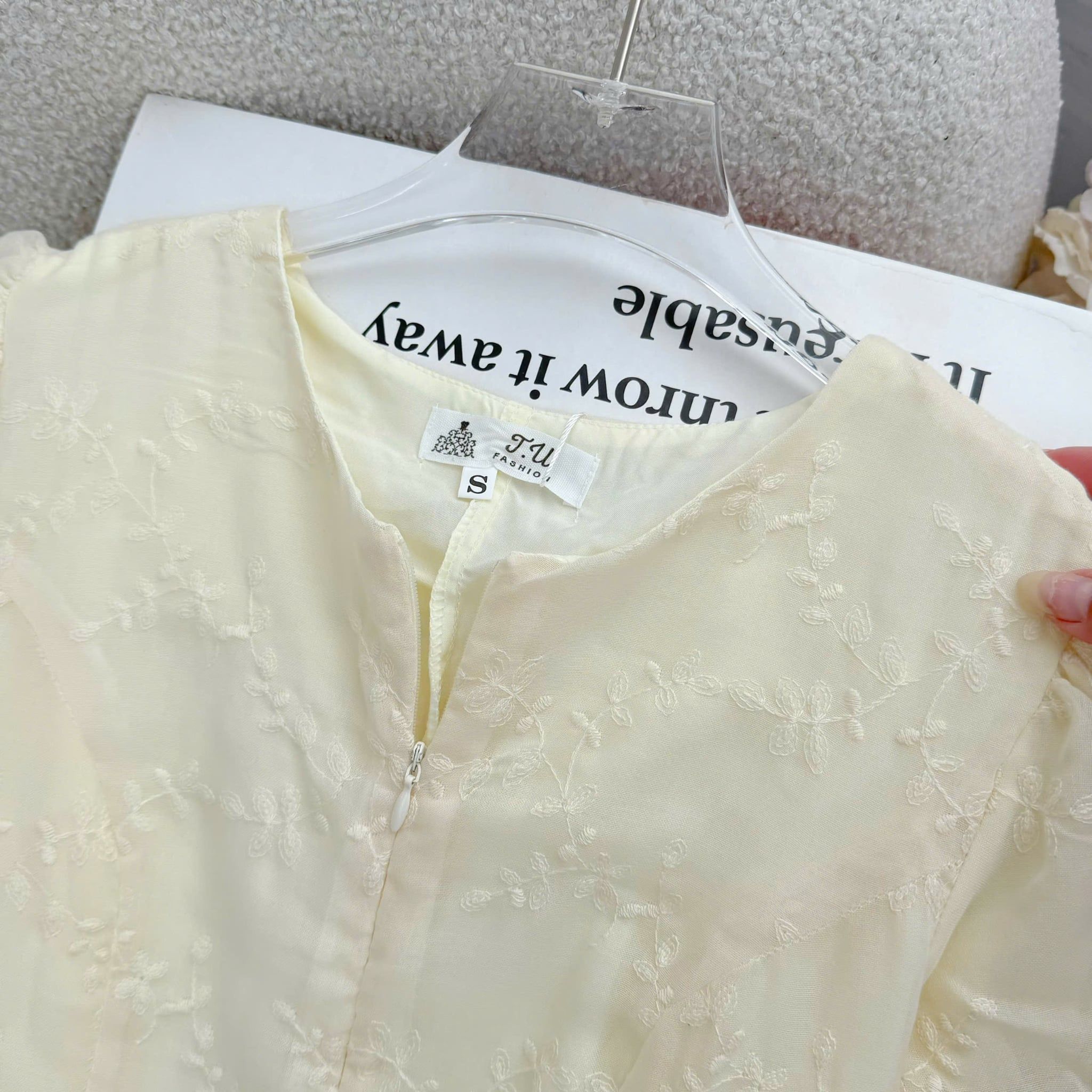 Đầm Thiết Kế Tay Bí Dây Kéo Phía Trước Dáng Xòe Đầm Đi Tiệc TuTu Store Mã D1924