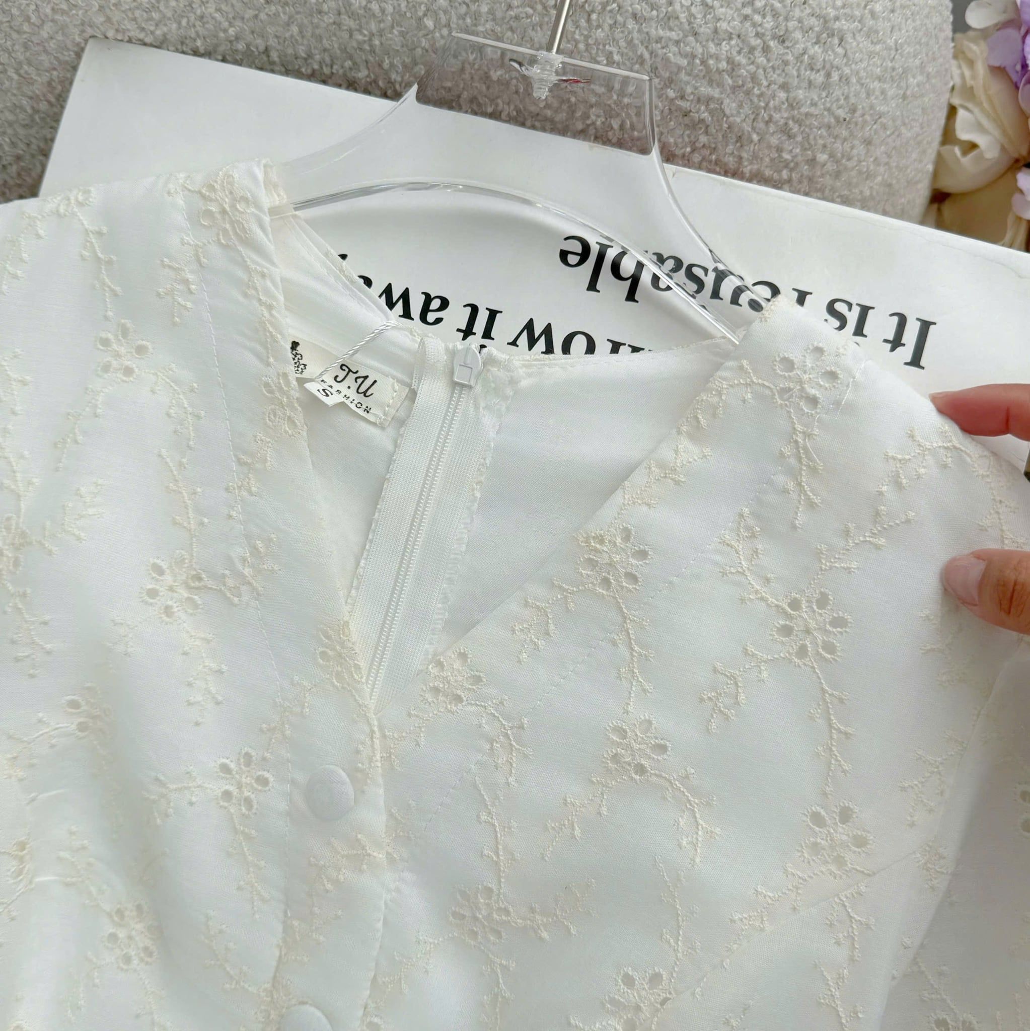 Đầm Thiết Kế Hoa Cổ V Tay Bồng Dáng Dài Đi Tiệc TuTu Store Mã D1918