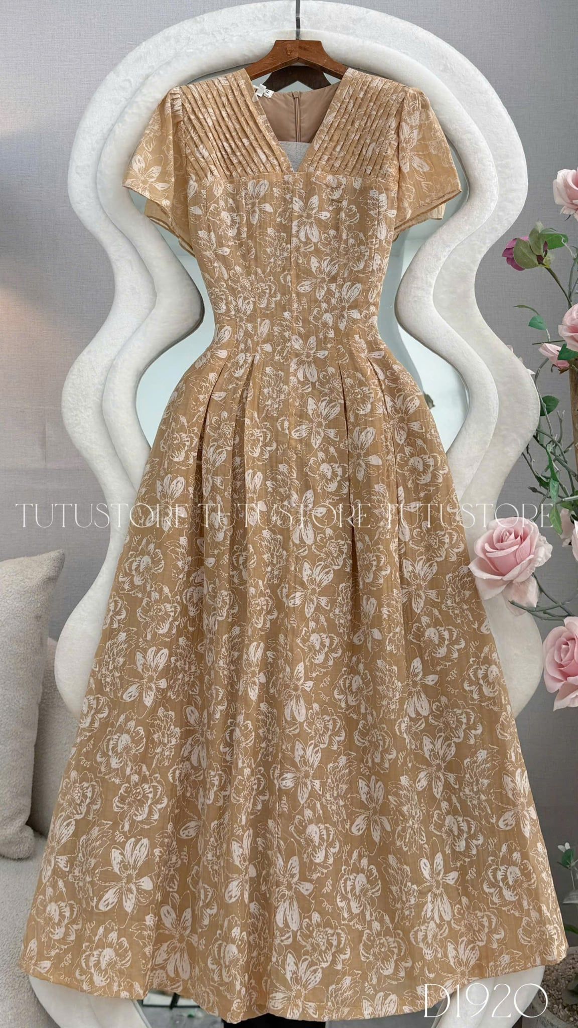 Đầm Thiết Kế  Chiết Eo Cổ V Dáng Dài Đi Tiệc TuTu Store Mã D1920