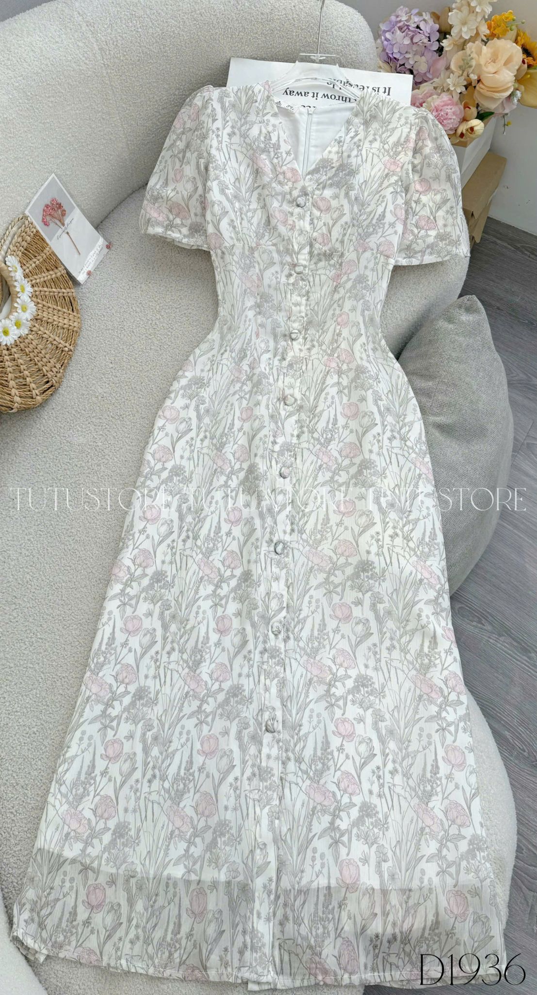 Đầm Thiết Kế Cổ Tim Dáng Chữ A Họa Tiết Hoa Nhẹ Nhàng Đầm Đi Tiệc TuTu Store Mã D1936