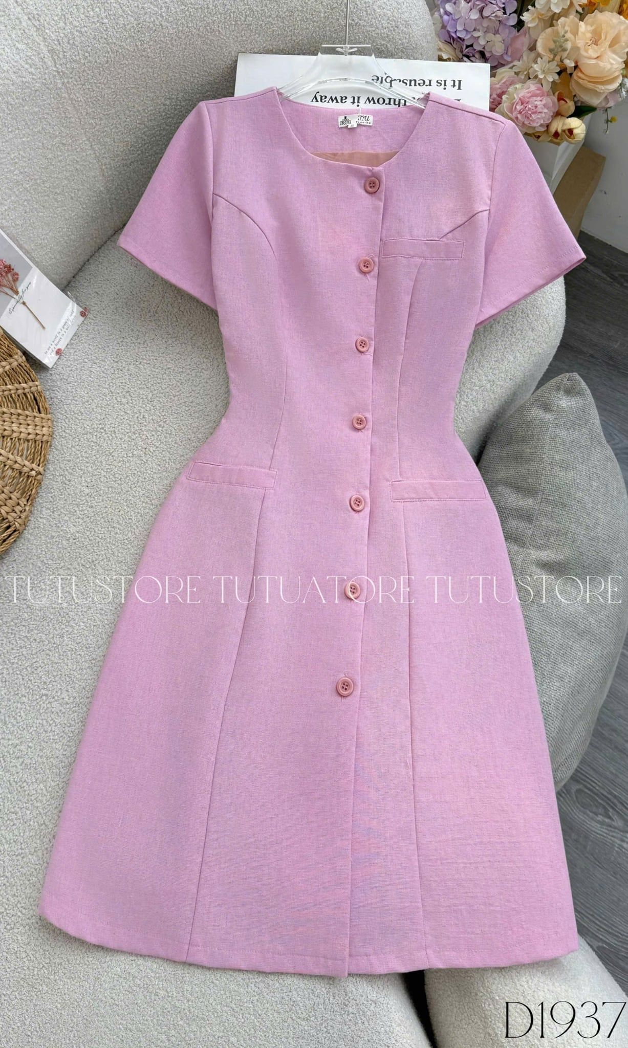 Đầm Thiết Kế Cổ Tròn Đính Nút Dáng Ngắn Basic Đầm Đi Tiệc TuTu Store Mã D1937
