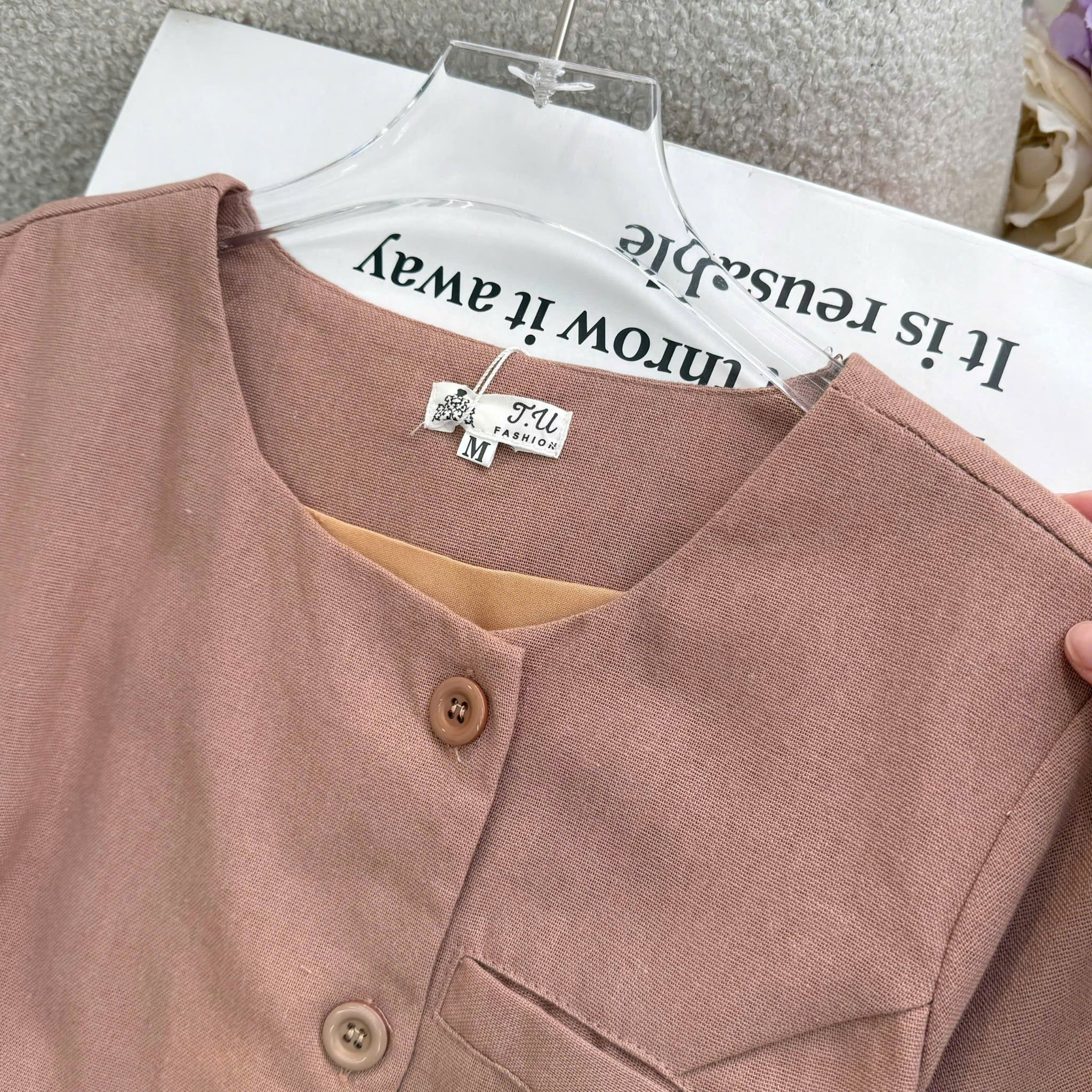 Đầm Thiết Kế Cổ Tròn Đính Nút Dáng Ngắn Basic Đầm Đi Tiệc TuTu Store Mã D1937