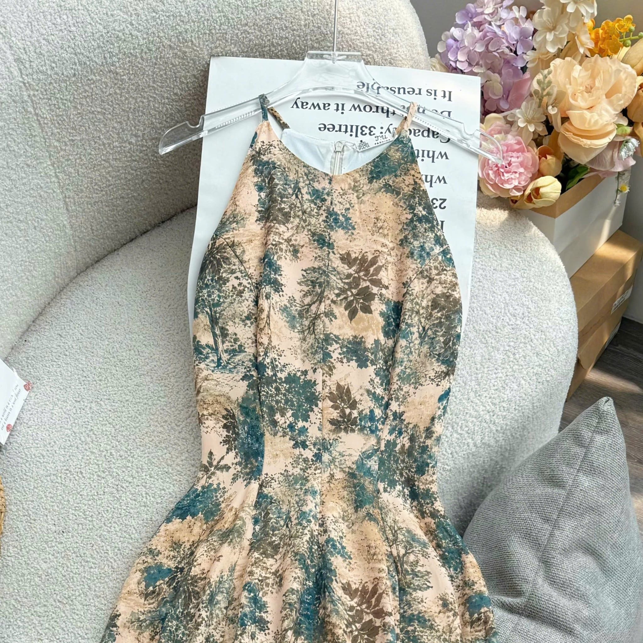 Đầm Thiết Kế Cổ Yếm Dáng Dài Đầm Đi Tiệc TuTu Store Mã D1943