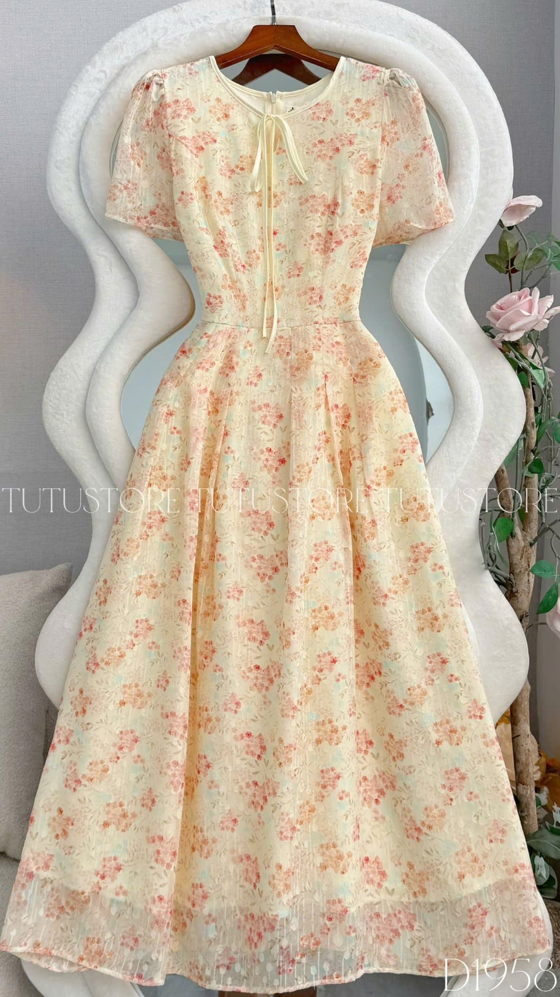Đầm Thiết Kế Chi Tiết Cổ Tròn Dáng Xòe Đầm Đi Tiệc TuTu Store Mã D1958
