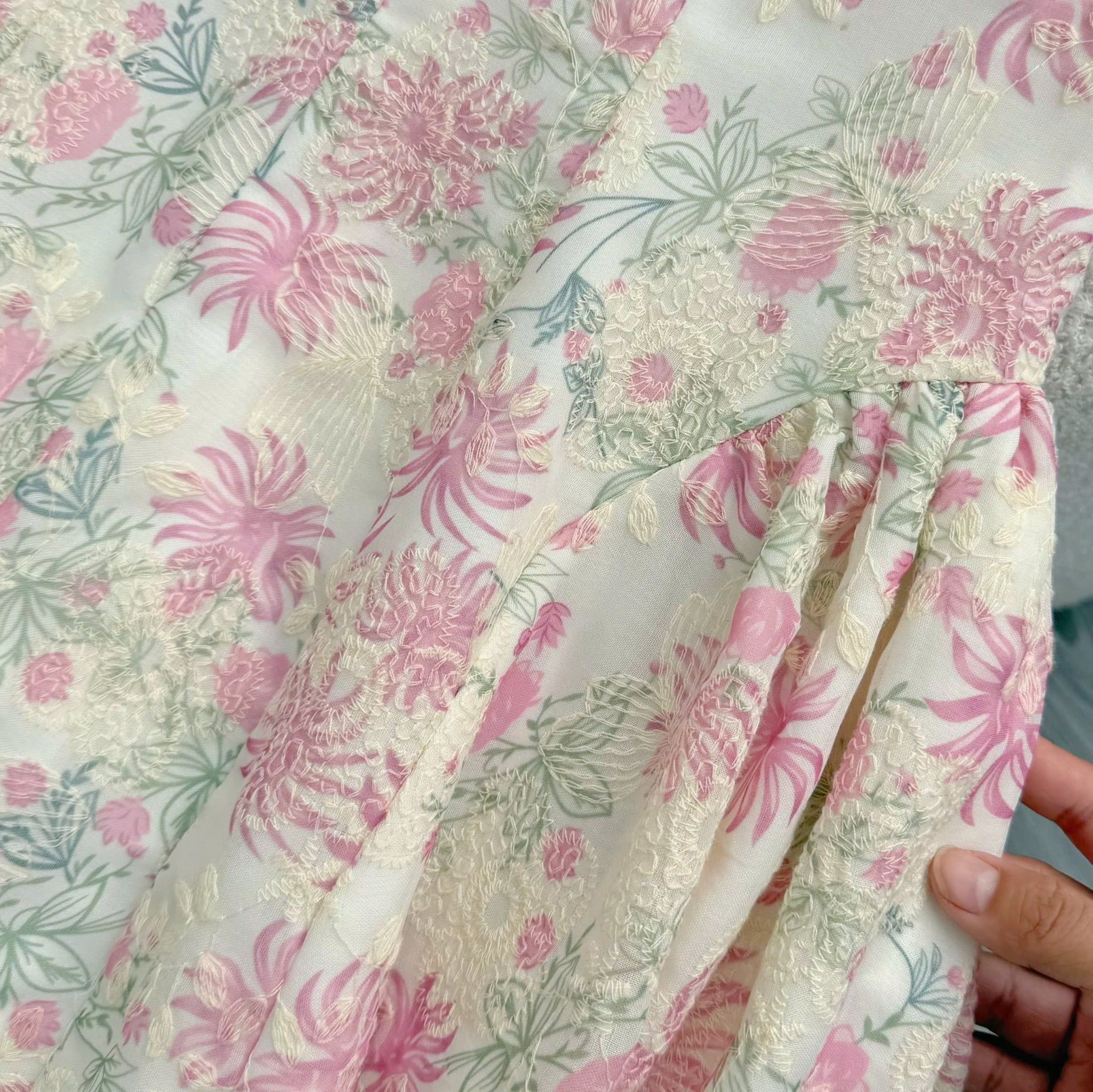 Đầm Thiết Kế Cổ V Dáng Ngắn Nhẹ Nhàng Đi Tiệc TuTu Store Mã D1951