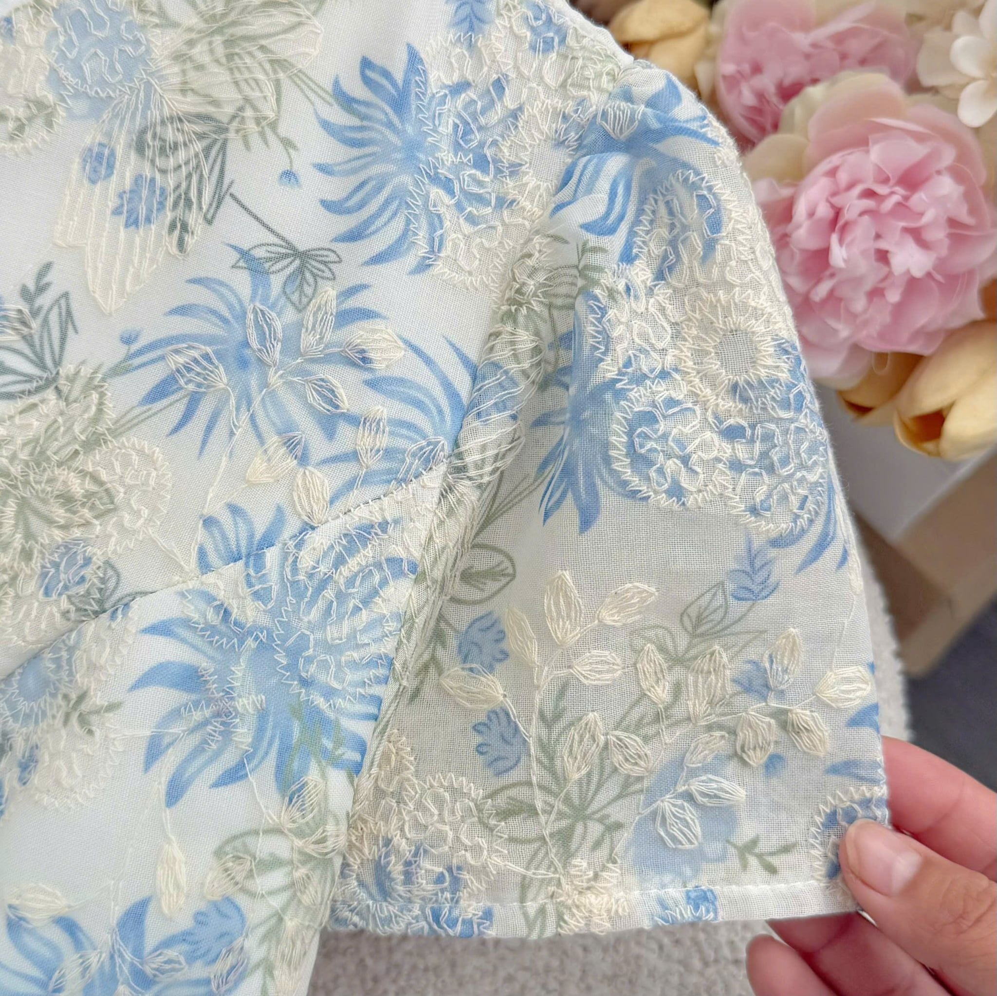 Đầm Thiết Kế Cổ V Dáng Ngắn Nhẹ Nhàng Đi Tiệc TuTu Store Mã D1951