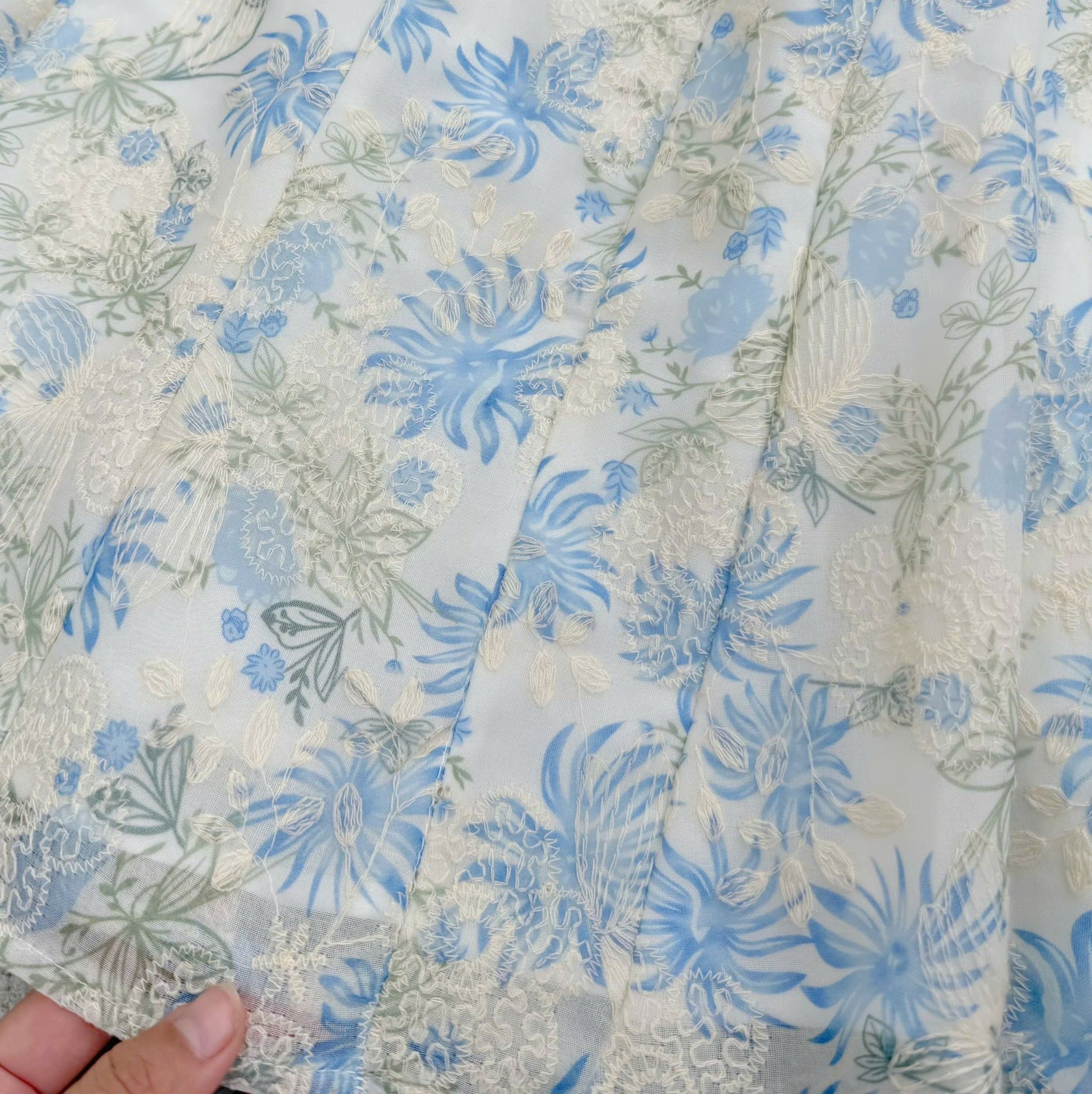 Đầm Thiết Kế Cổ V Dáng Ngắn Nhẹ Nhàng Đi Tiệc TuTu Store Mã D1951