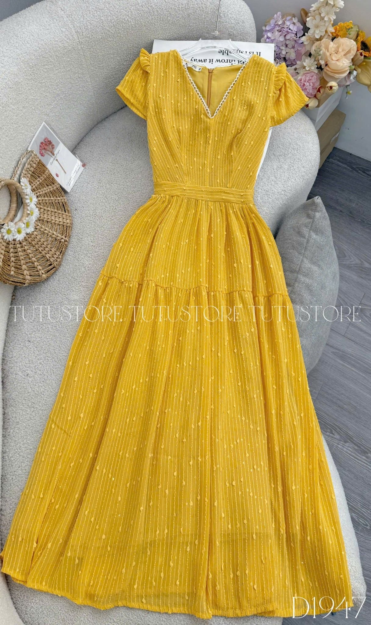 Đầm Thiết Kế Cổ V Chiết Eo Dáng Xòe Đi Tiệc TuTu Store Mã D1947