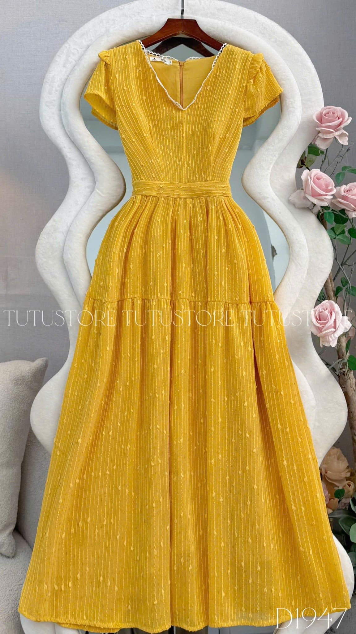 Đầm Thiết Kế Cổ V Chiết Eo Dáng Xòe Đi Tiệc TuTu Store Mã D1947