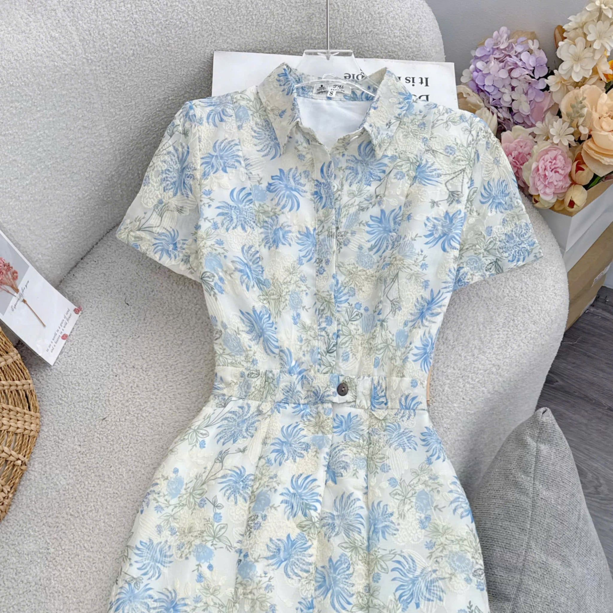 Đầm Thiết Kế Cổ Sơ Mi Dáng A Ren Thêu Đầm Đi Tiệc TuTu Store Mã D1938